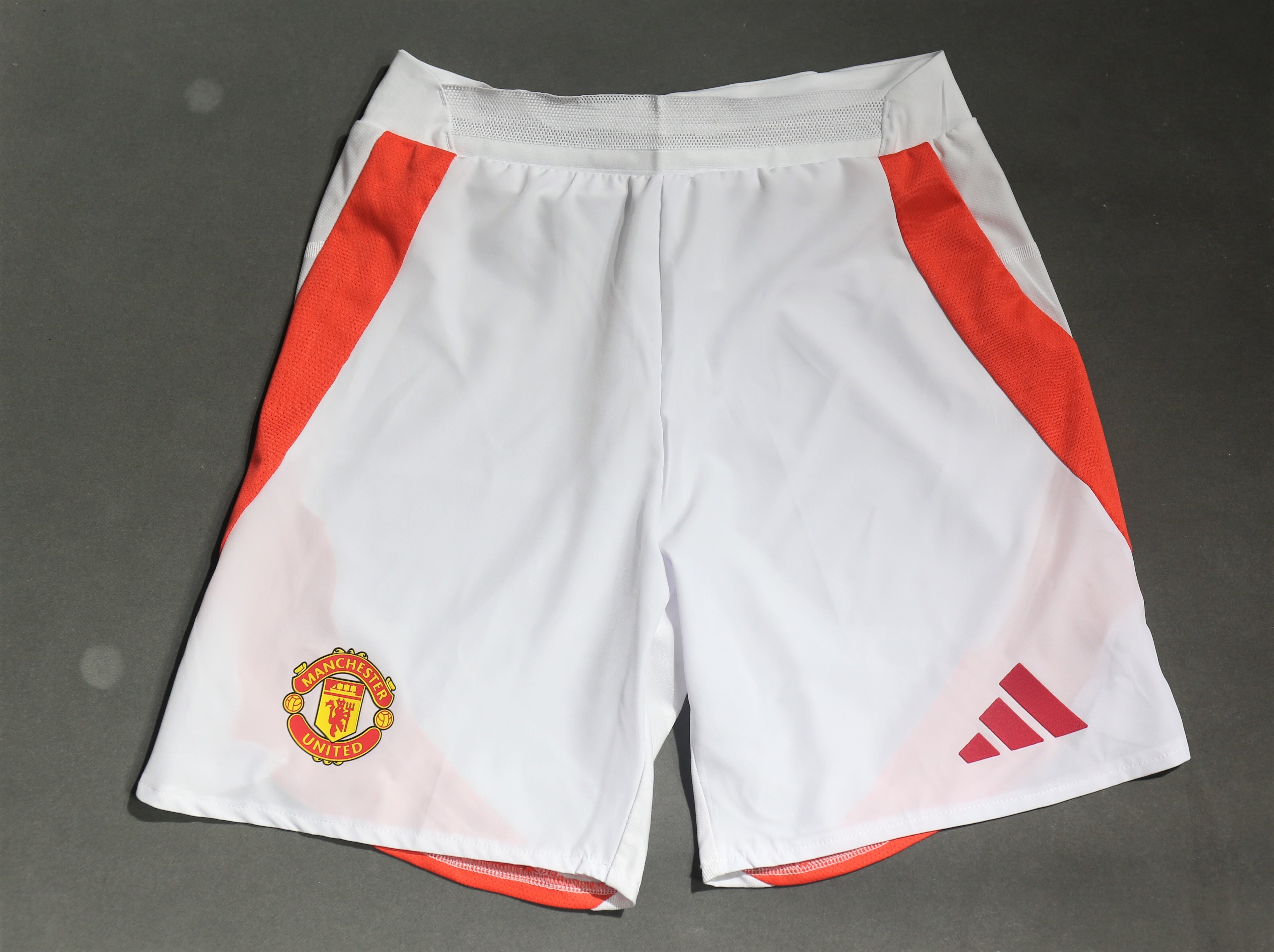 24/25 Manchester United Home Shorts