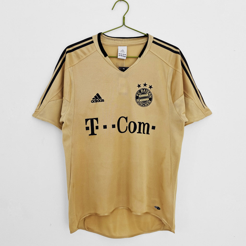 04/05 Bayern Away Retro Jersey