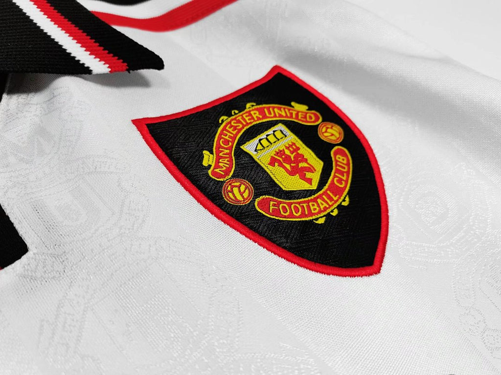 98/99 Manchester United White Long Sleeve Away Retro Jersey