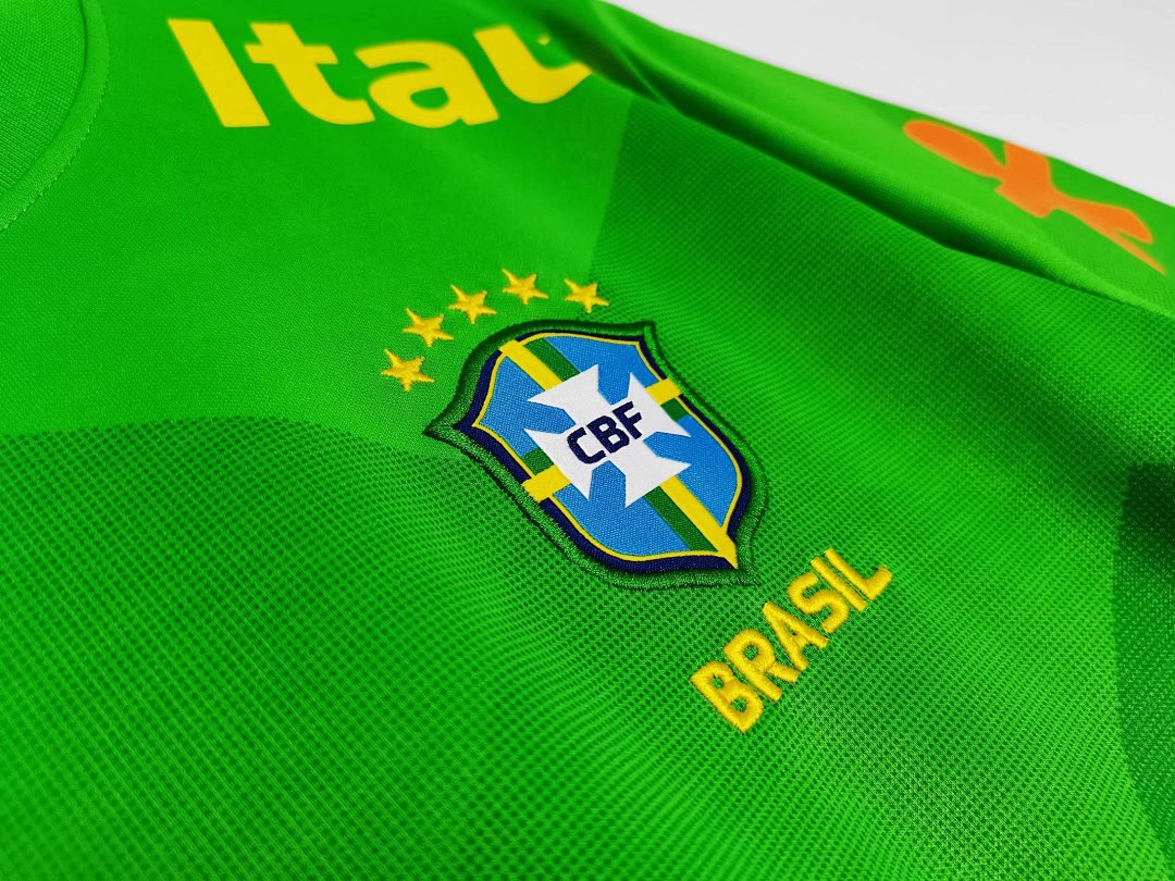 2020 Brazil Green Retro Training Jersey
