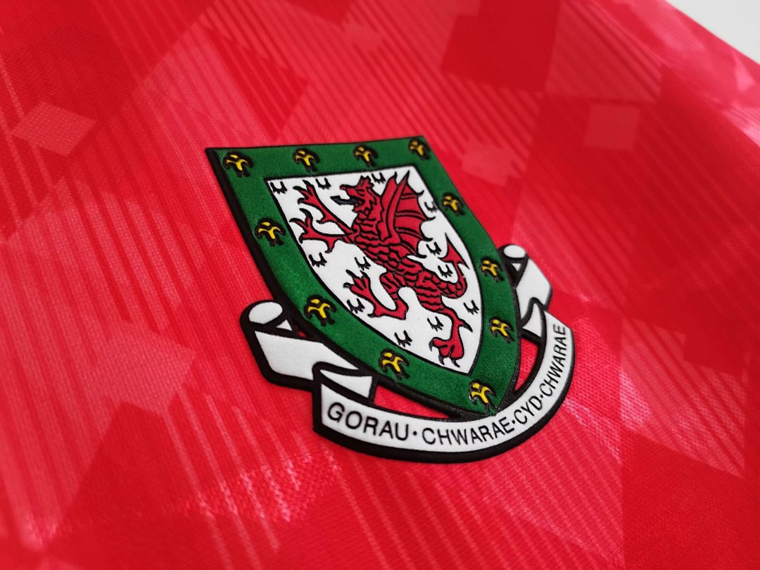 90/92 Wales Home Retro Jersey