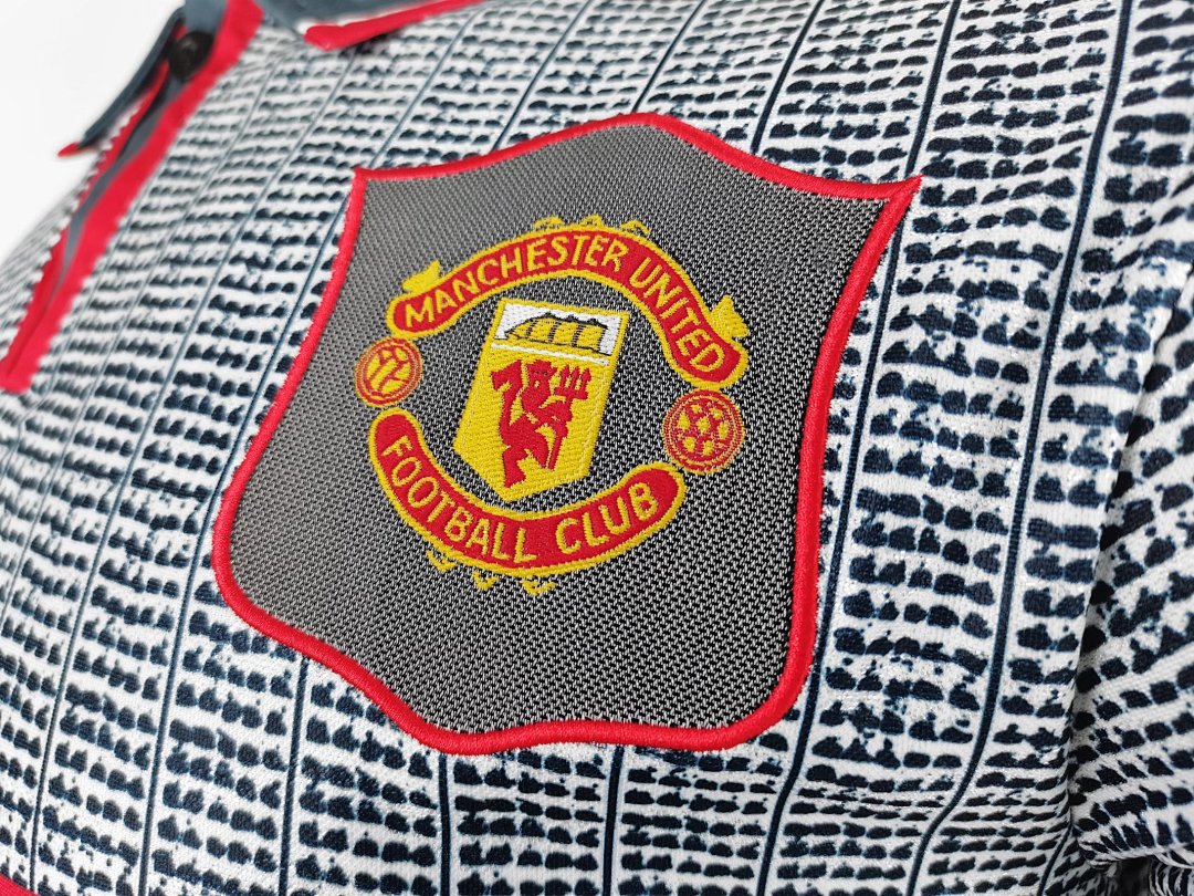 95/96 Manchester United Away Retro Jersey