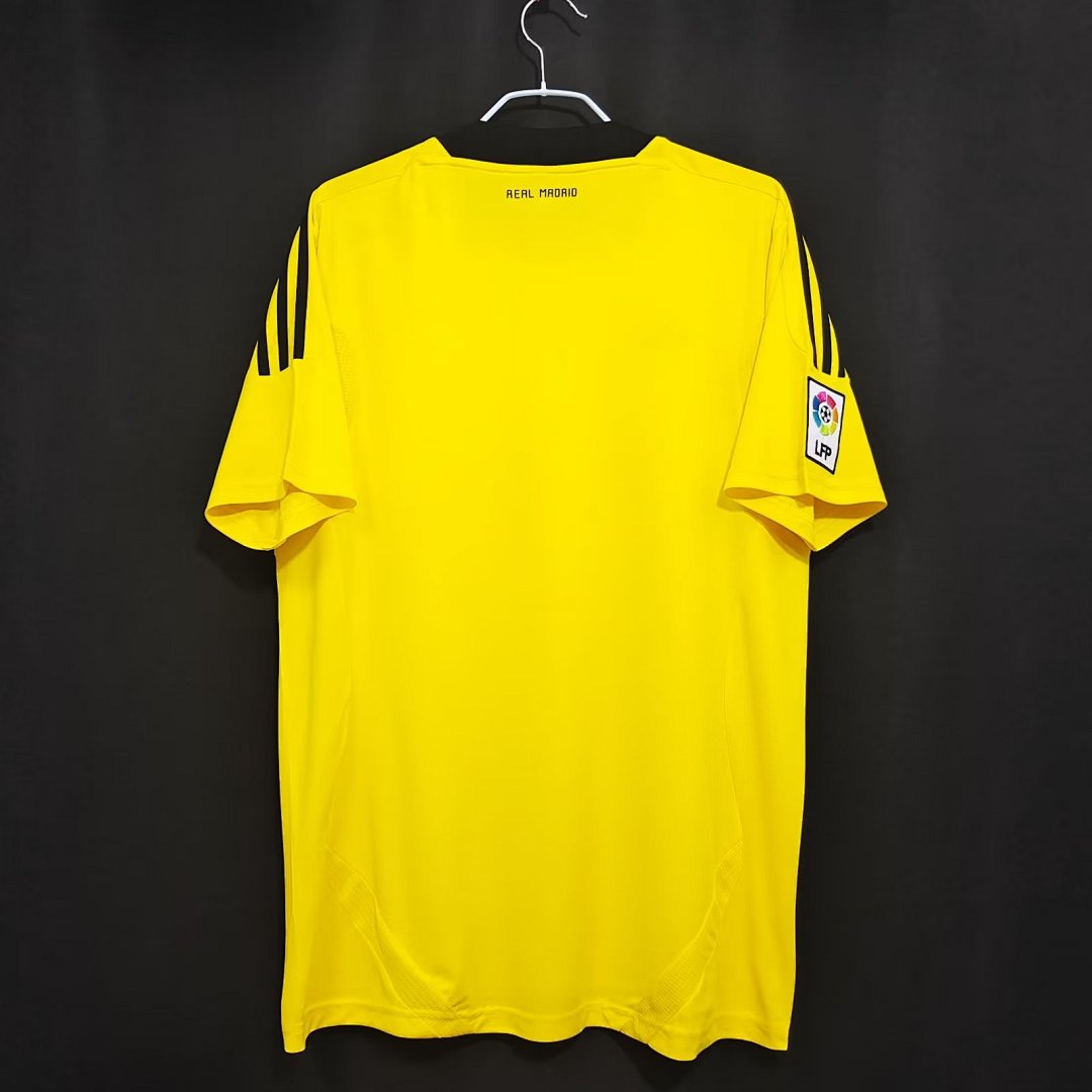 11/12 Real Madrid Goalkeeper Retro Jersey