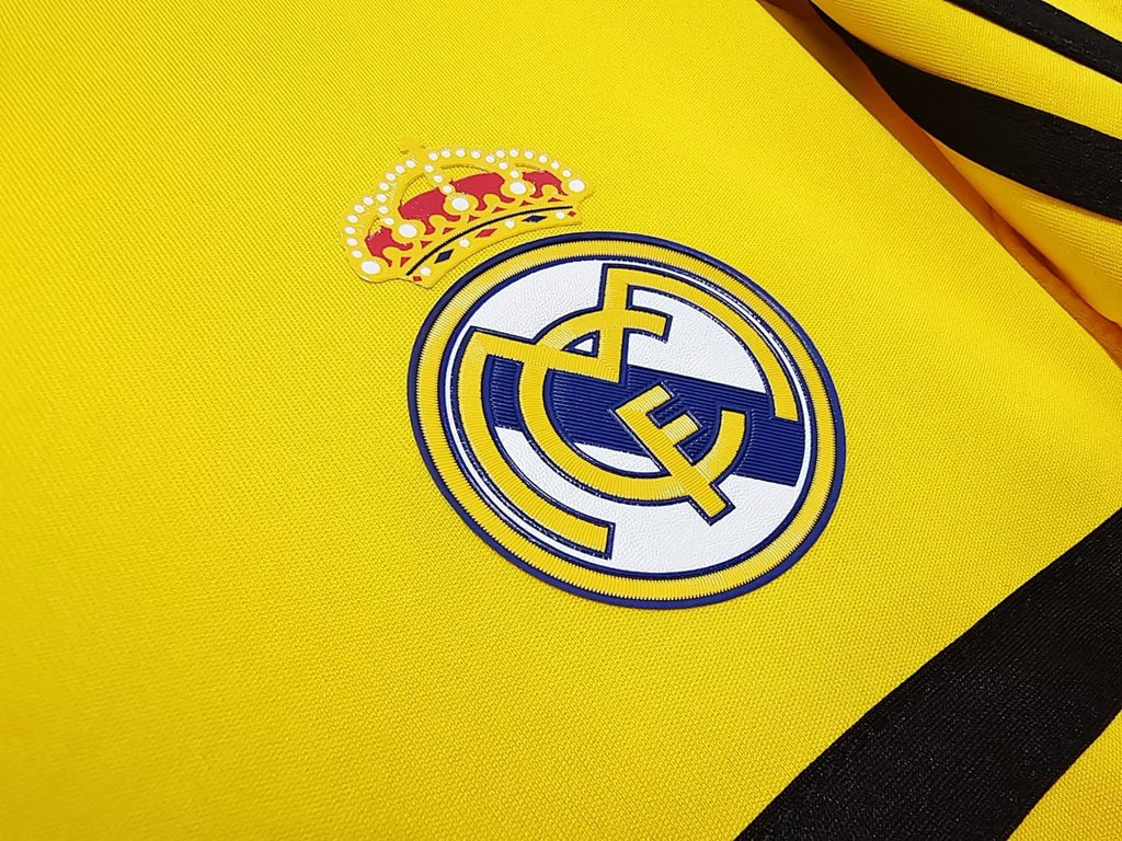 11/12 Real Madrid Goalkeeper Retro Jersey
