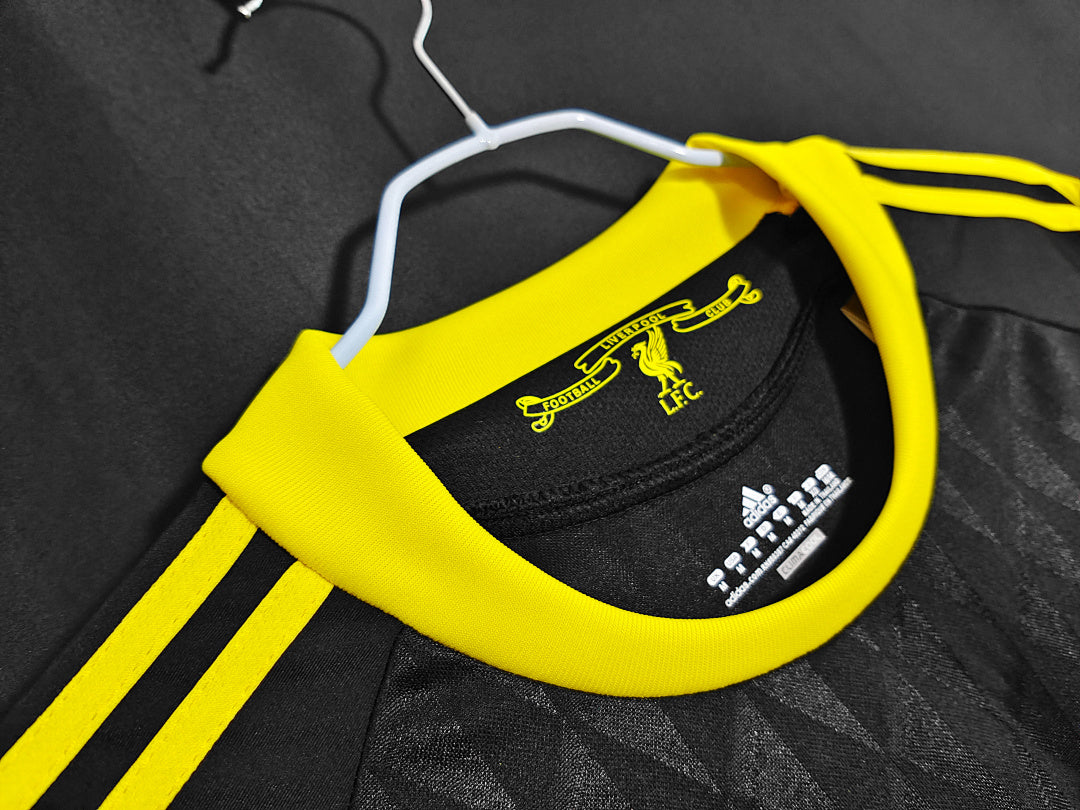 10/11 Liverpool Third Away Retro Jersey
