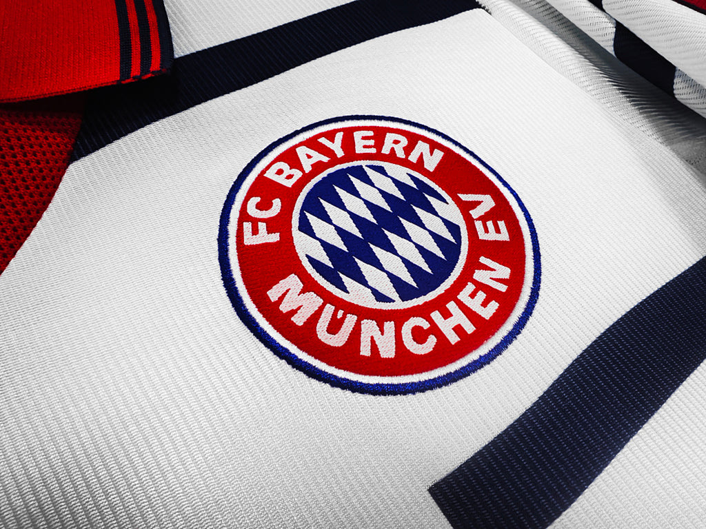 98/00 Bayern Home Retro Jersey