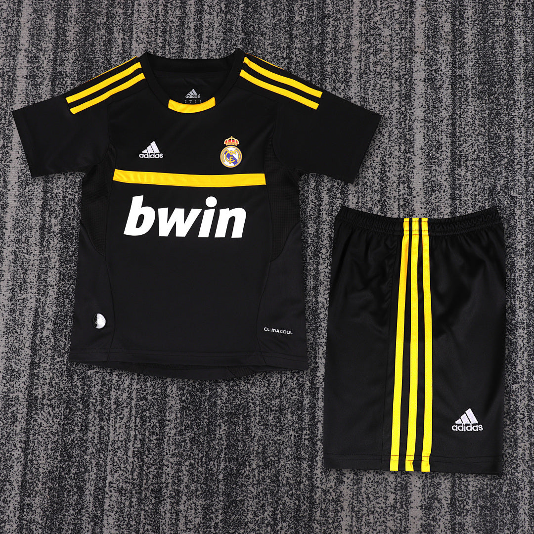 11/12 Real Madrid Black Goalkeeper Retro Kids Jersey