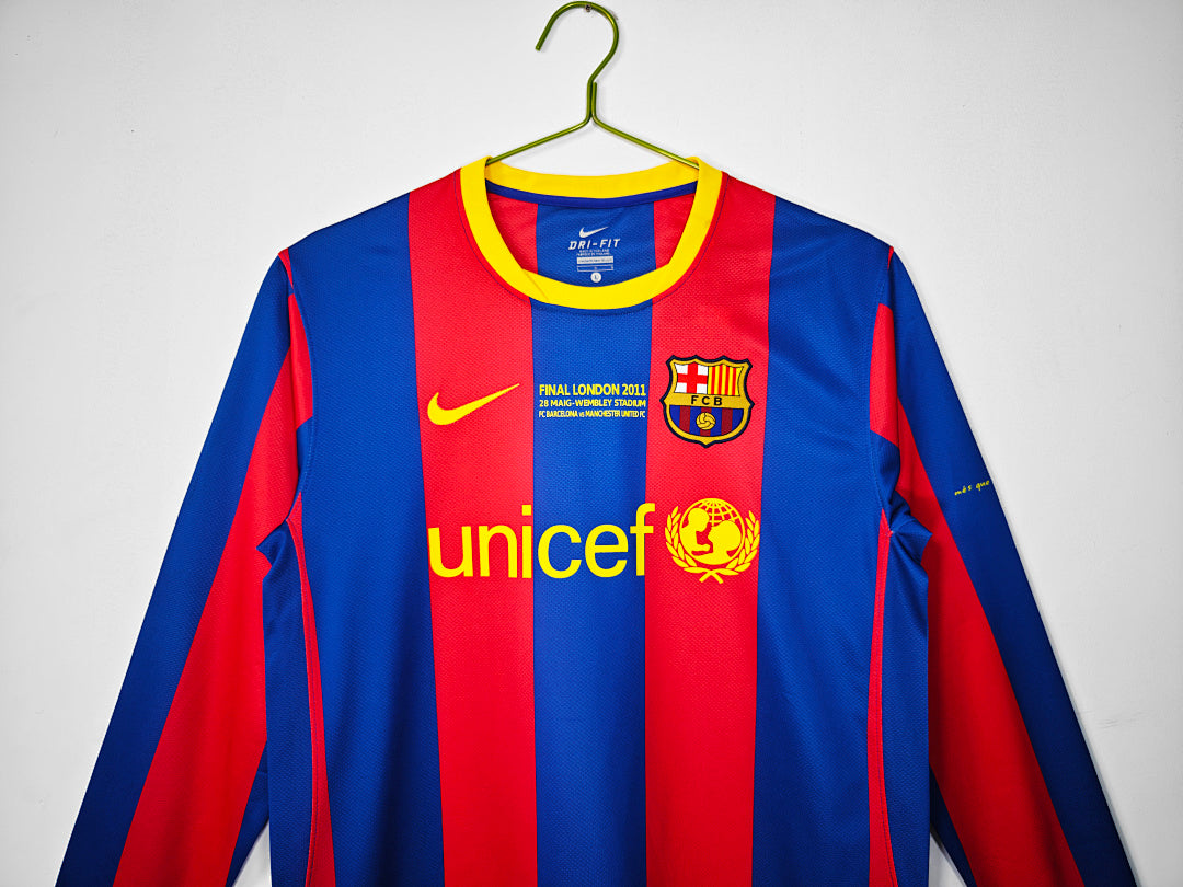 10/11 Barcelona UCL Final Long Sleeve Home Retro Jersey
