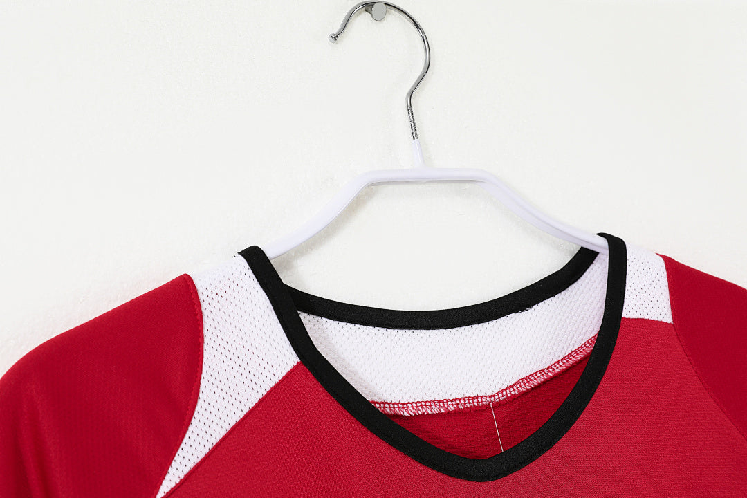 04/06 Manchester United Home Retro Jersey