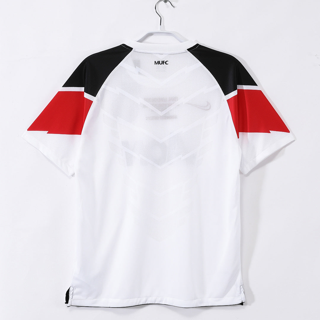 10/11 Manchester United UCL Final Away Retro Jersey