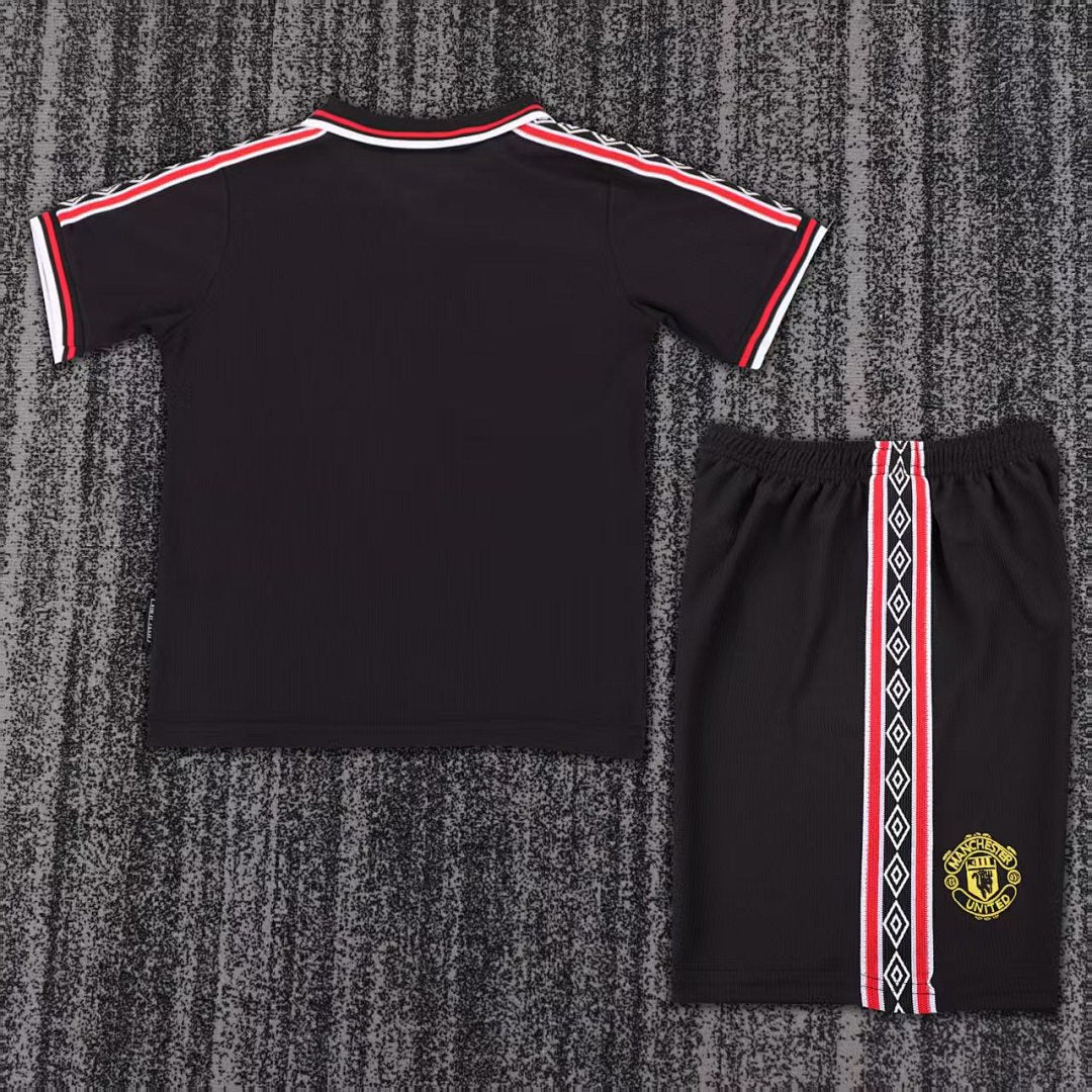 98/99 Manchester United Away Retro Kids Jersey