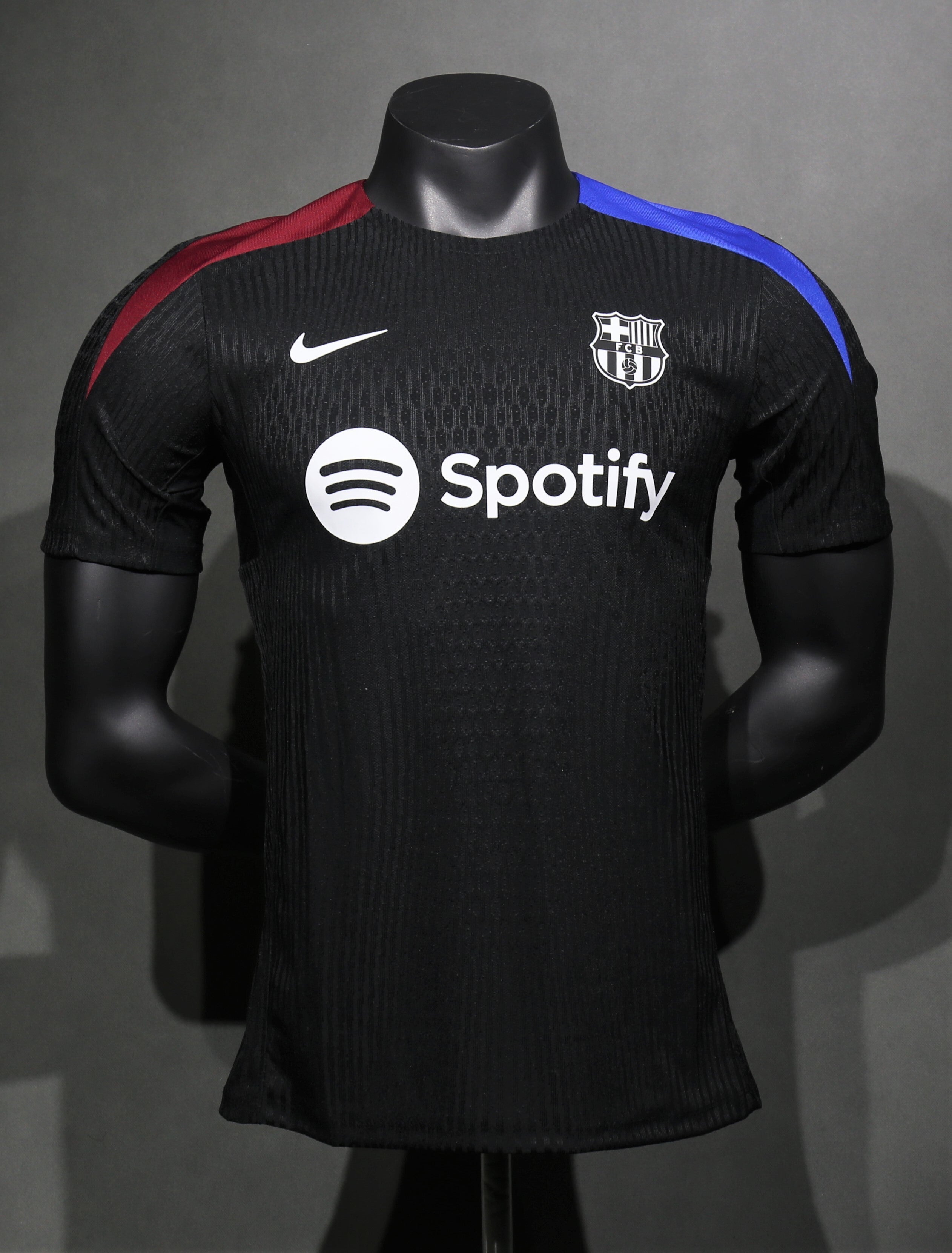 24/25 Barcelona Training Jersey