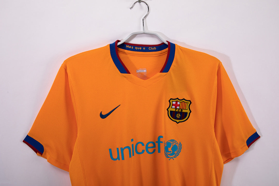 06/07 Barcelona Away Retro Jersey