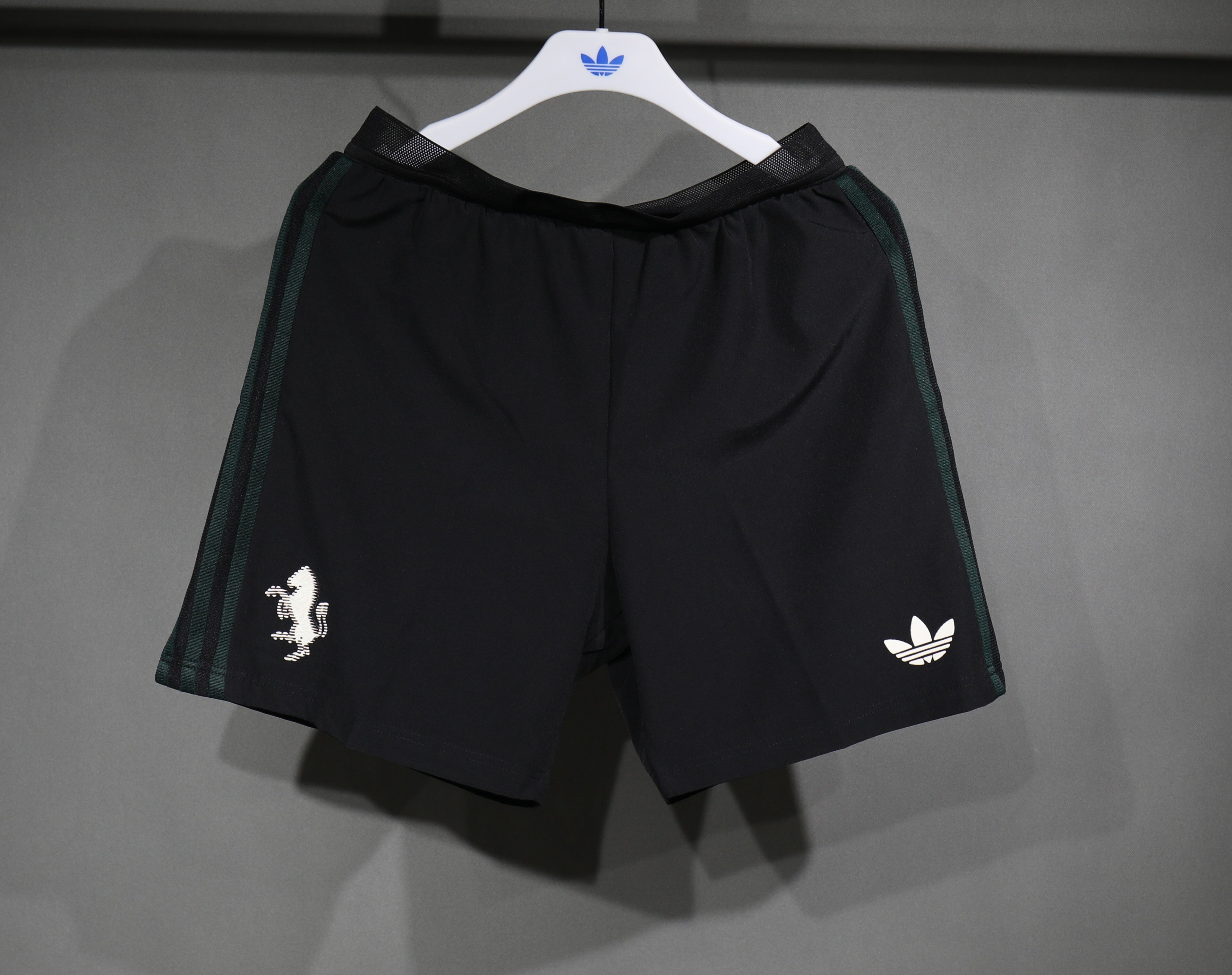 25/26 Juventus Third Away Shorts