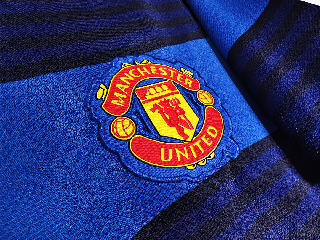 11/12 Manchester United Away Retro Jersey