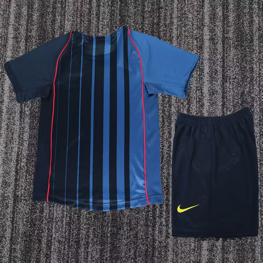 04/05 Barcelona Away Retro Kids Jersey