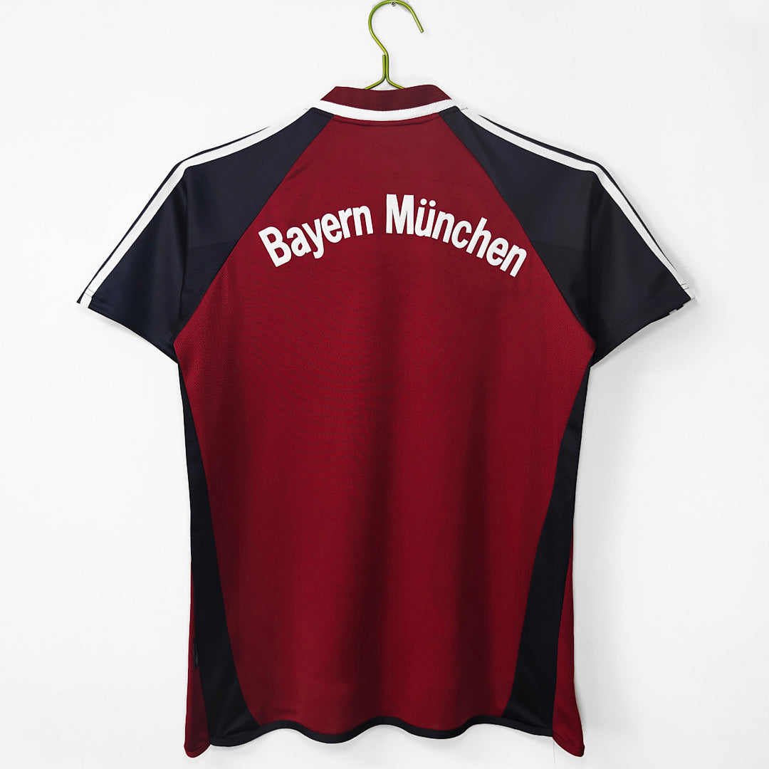 01/02 Bayern Home Retro Jersey