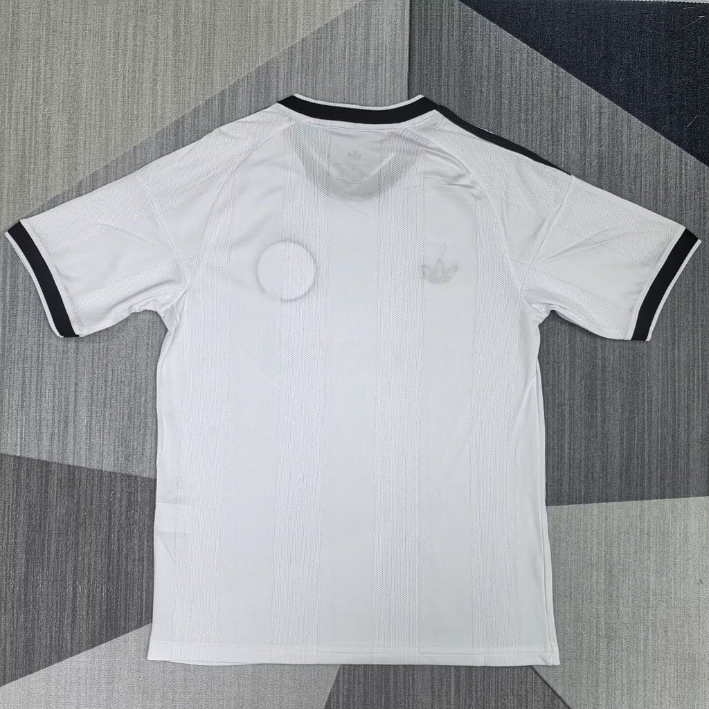 26/27 Frankfurt Away Jersey