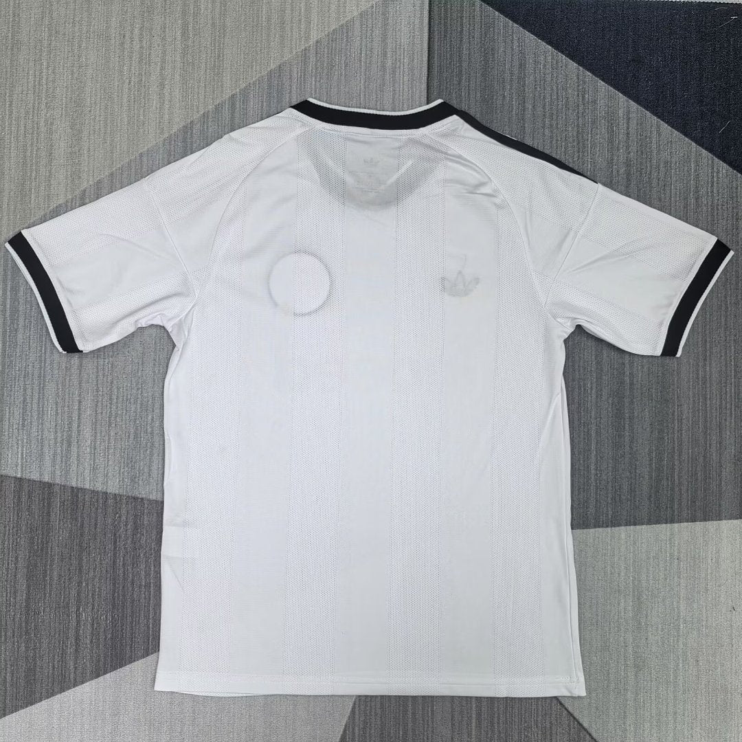 26/27 Frankfurt Away Jersey