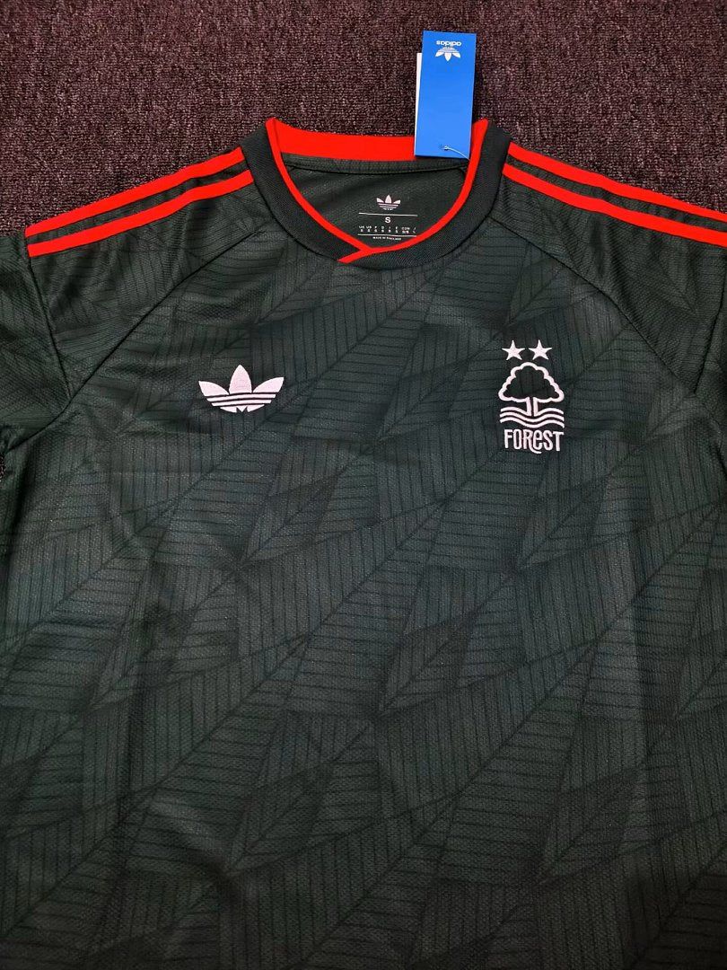26/27 Nottingham Forest Away Jersey