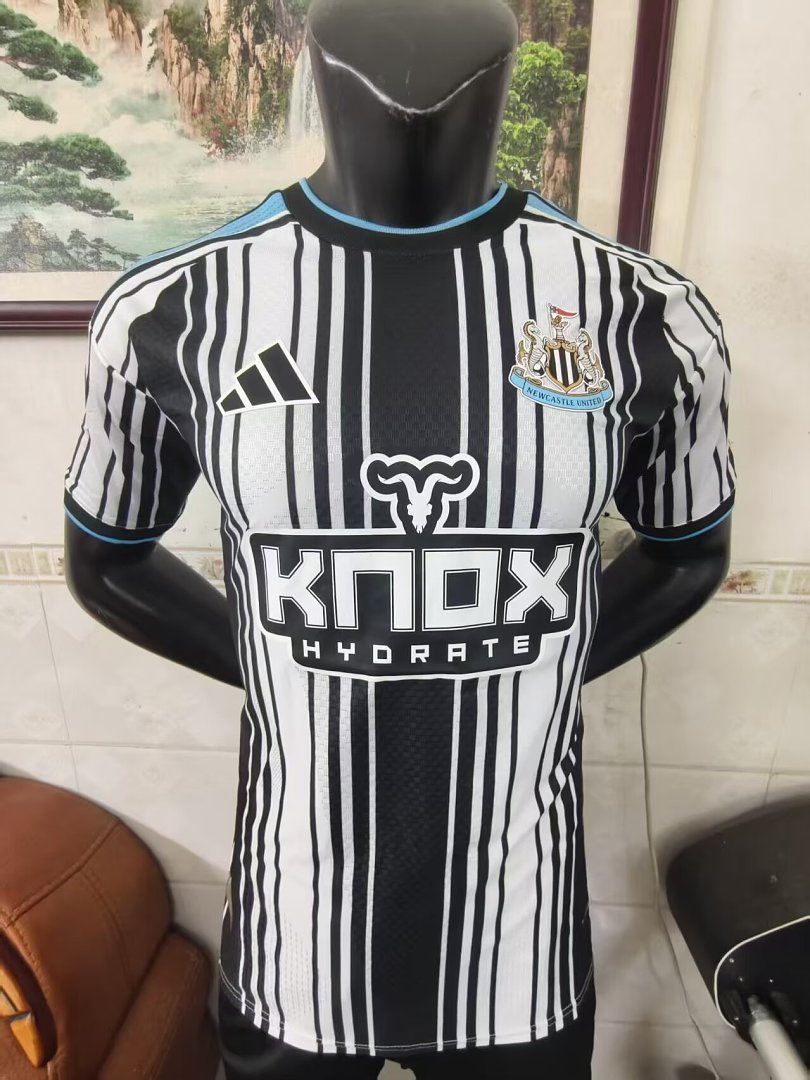 26/27 Newcastle Home Jersey