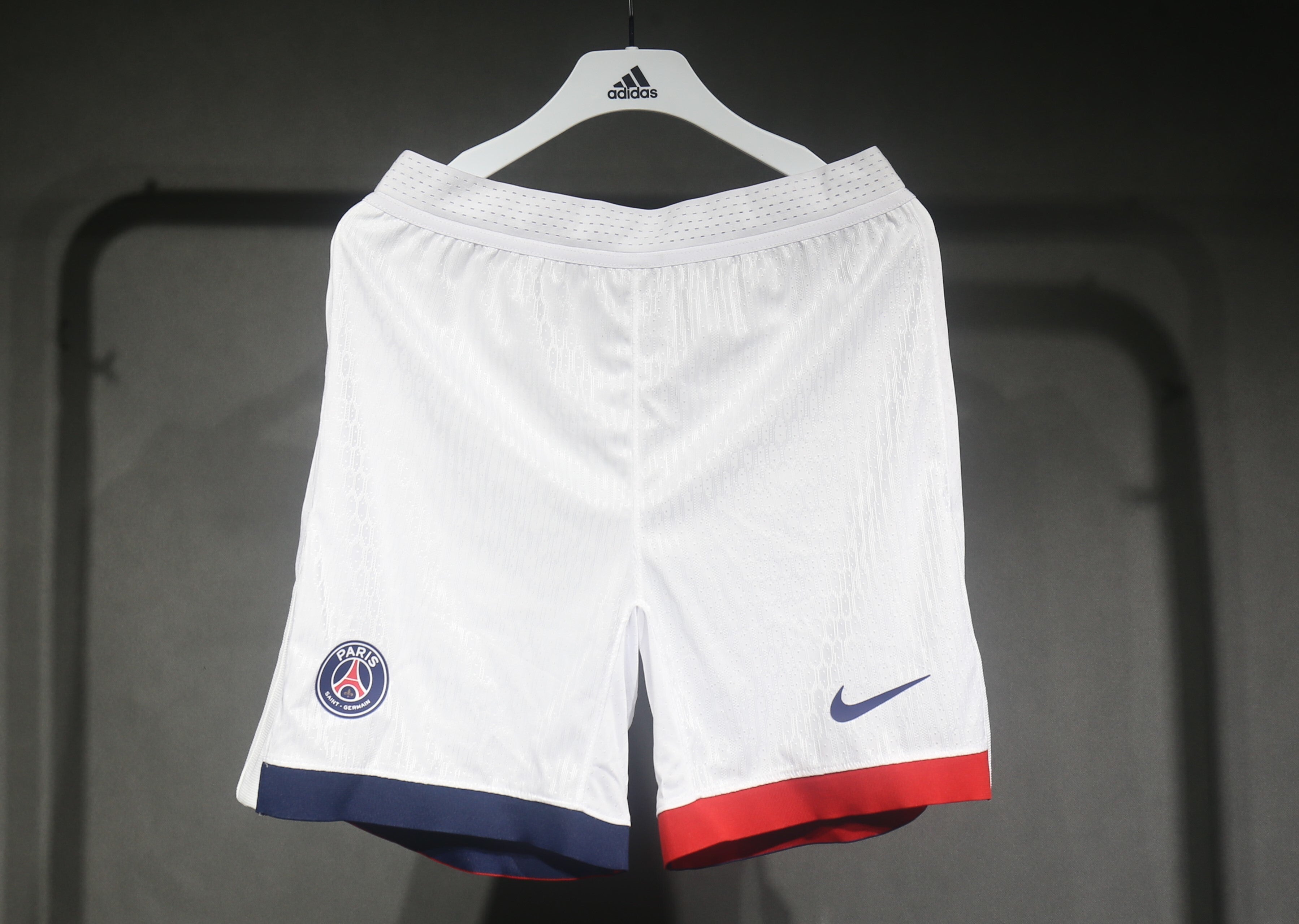 24/25 PSG Away Shorts