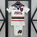 97/98 Manchester United Away Retro Kids Jersey