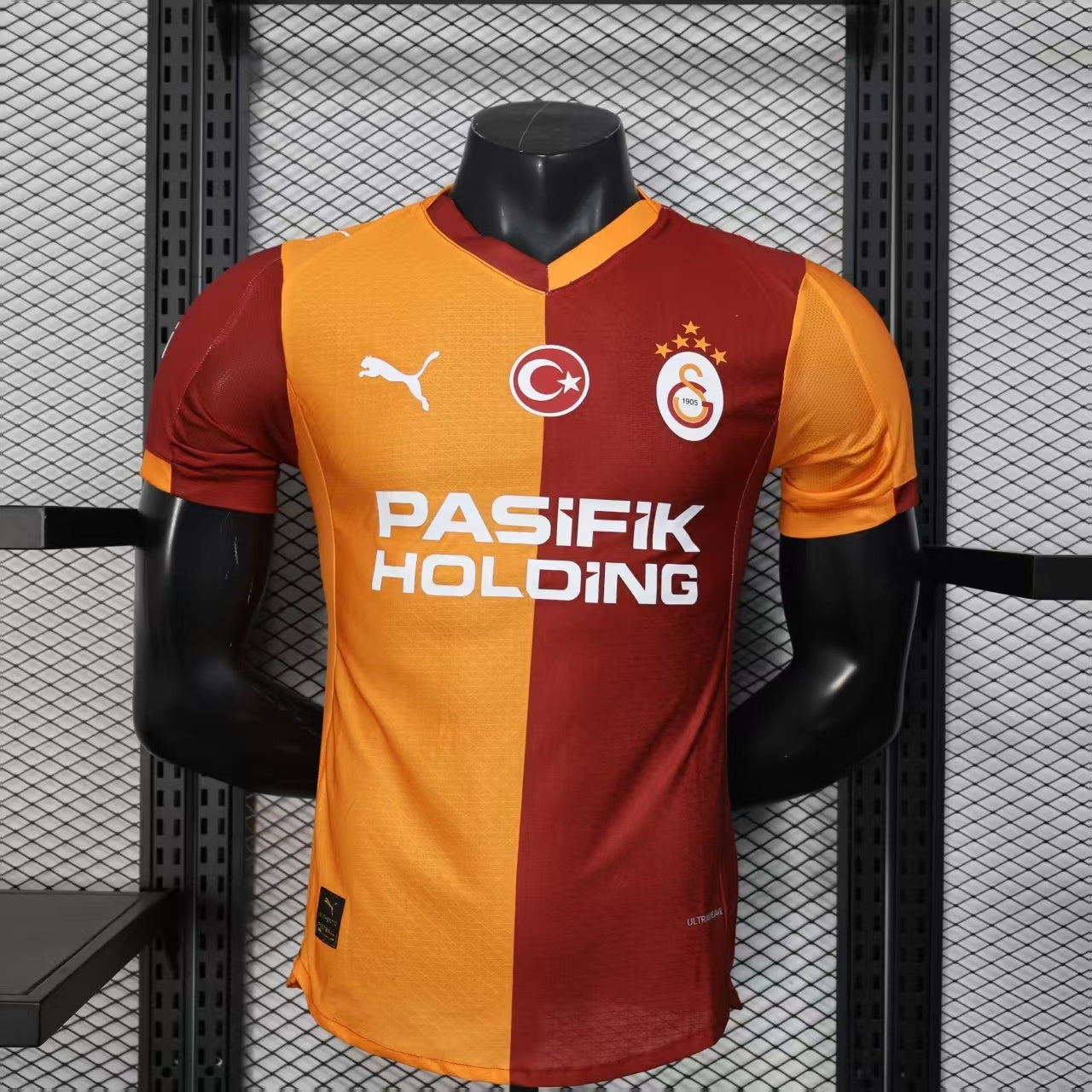 25/26 Galatasaray Home Jersey