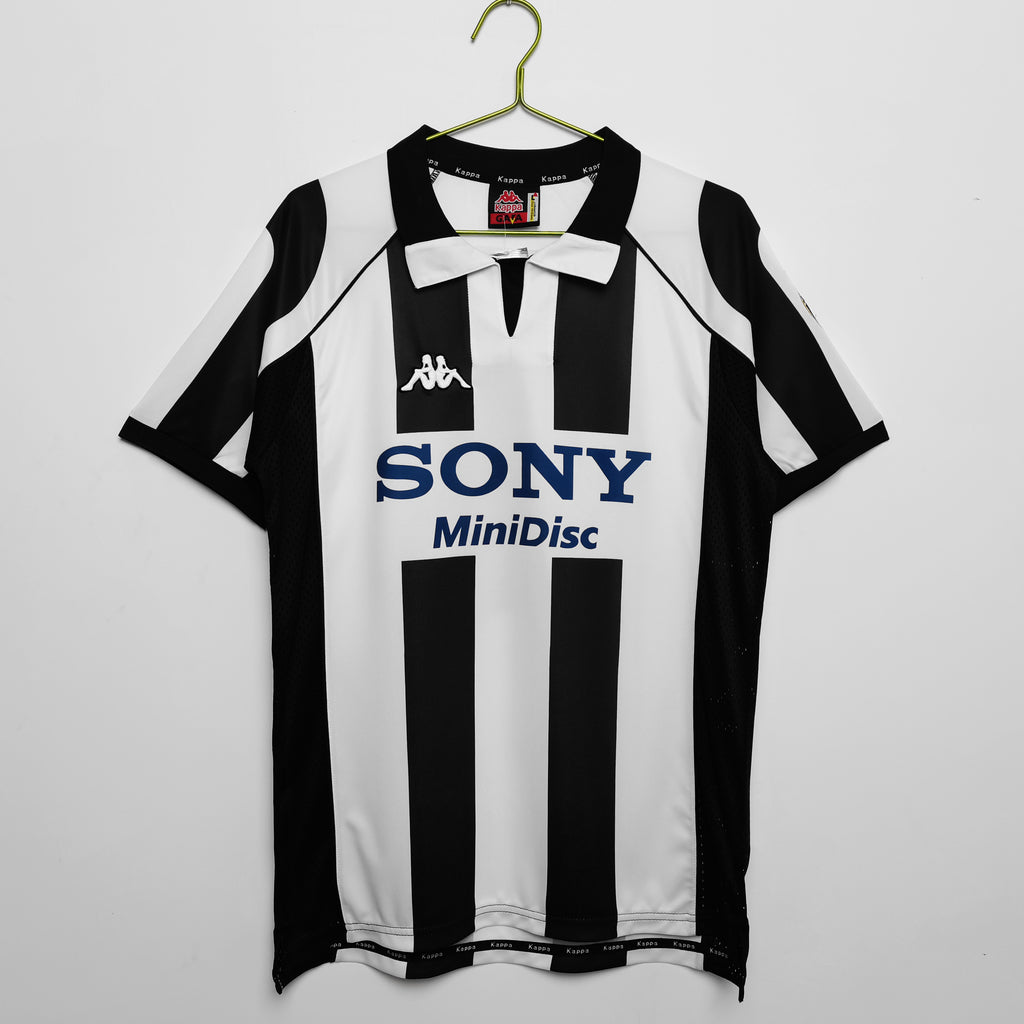 97/98 Juventus Home Retro Jersey