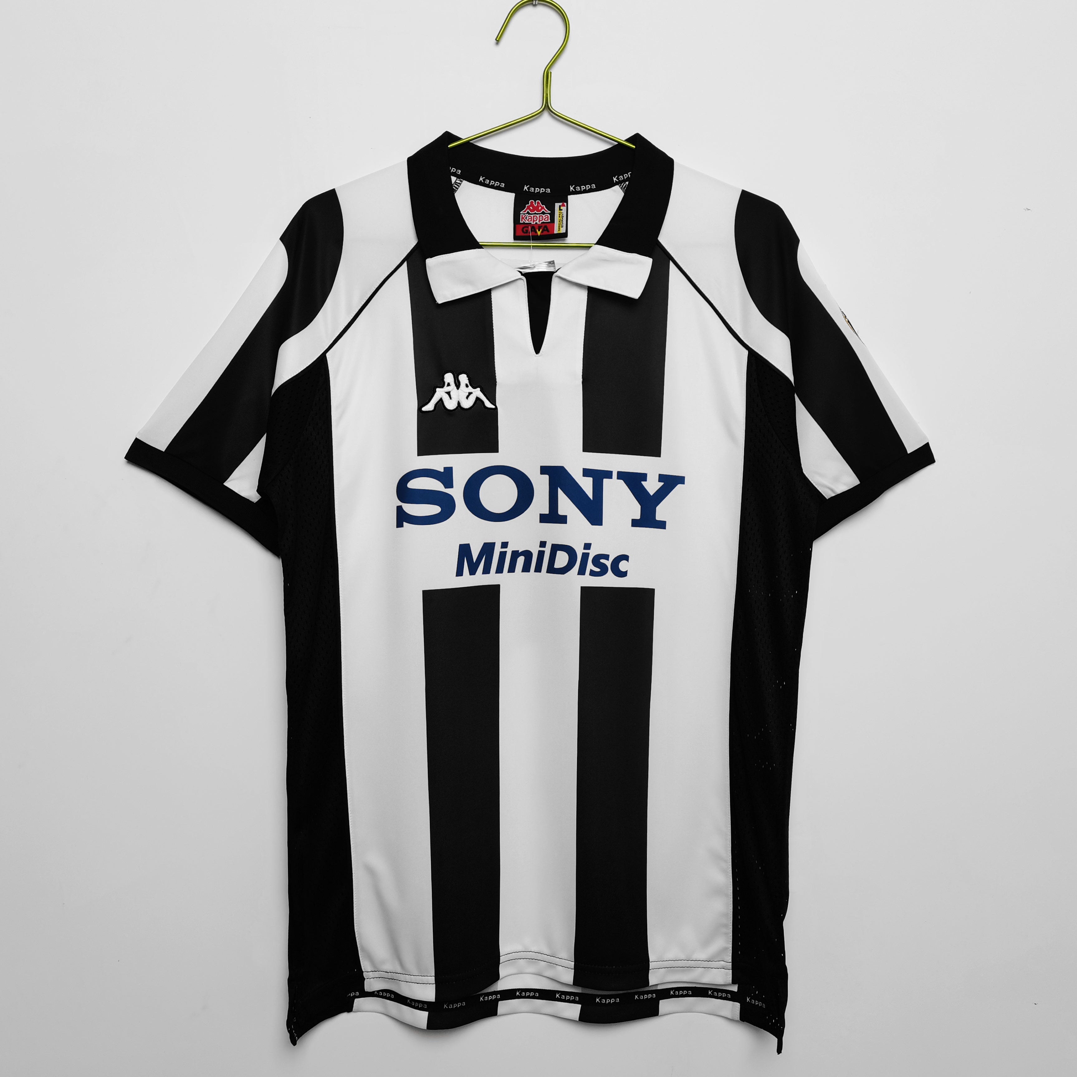 97/98 Juventus Home Retro Jersey