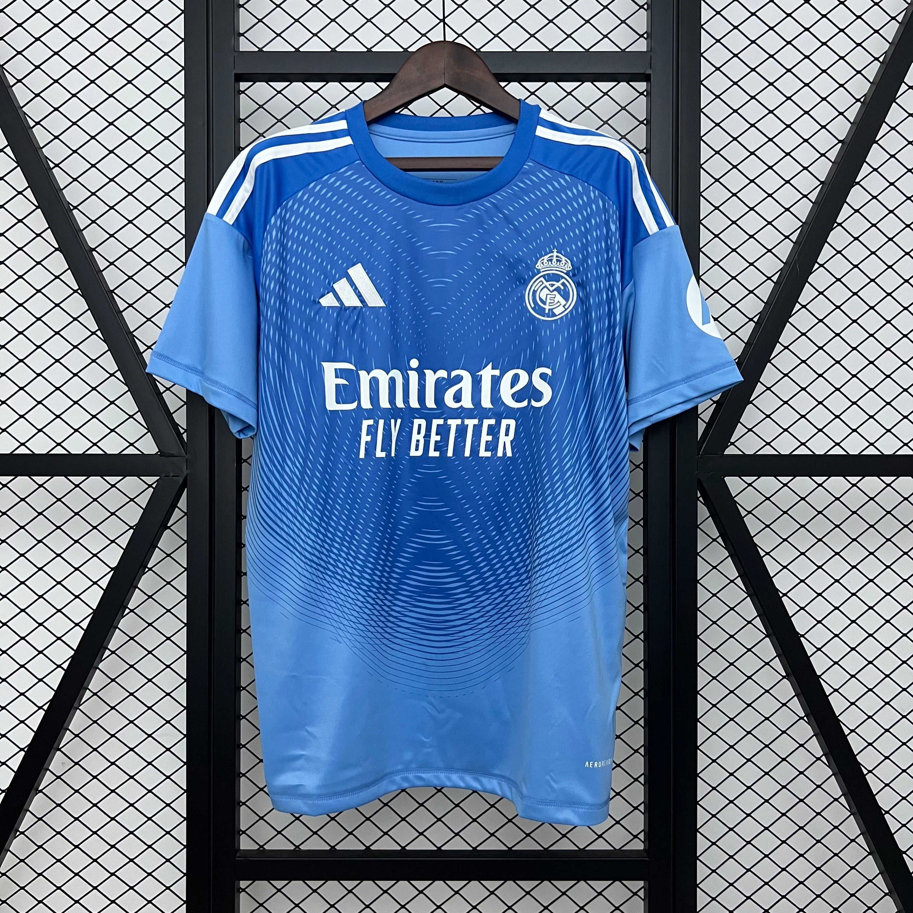 25/26 Real Madrid Goalkeeper Jersey