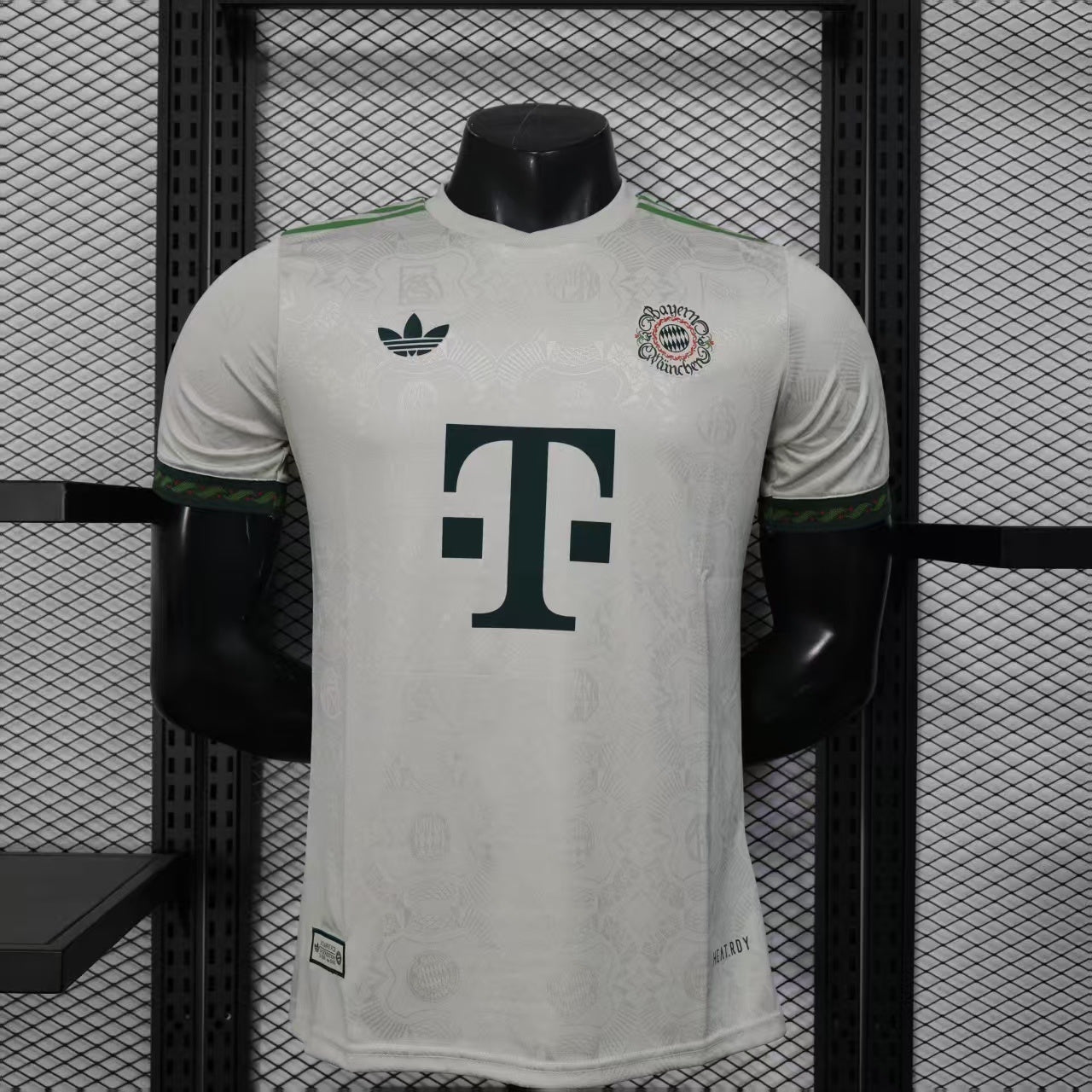 25/26 Bayern Oktoberfest Special Jersey
