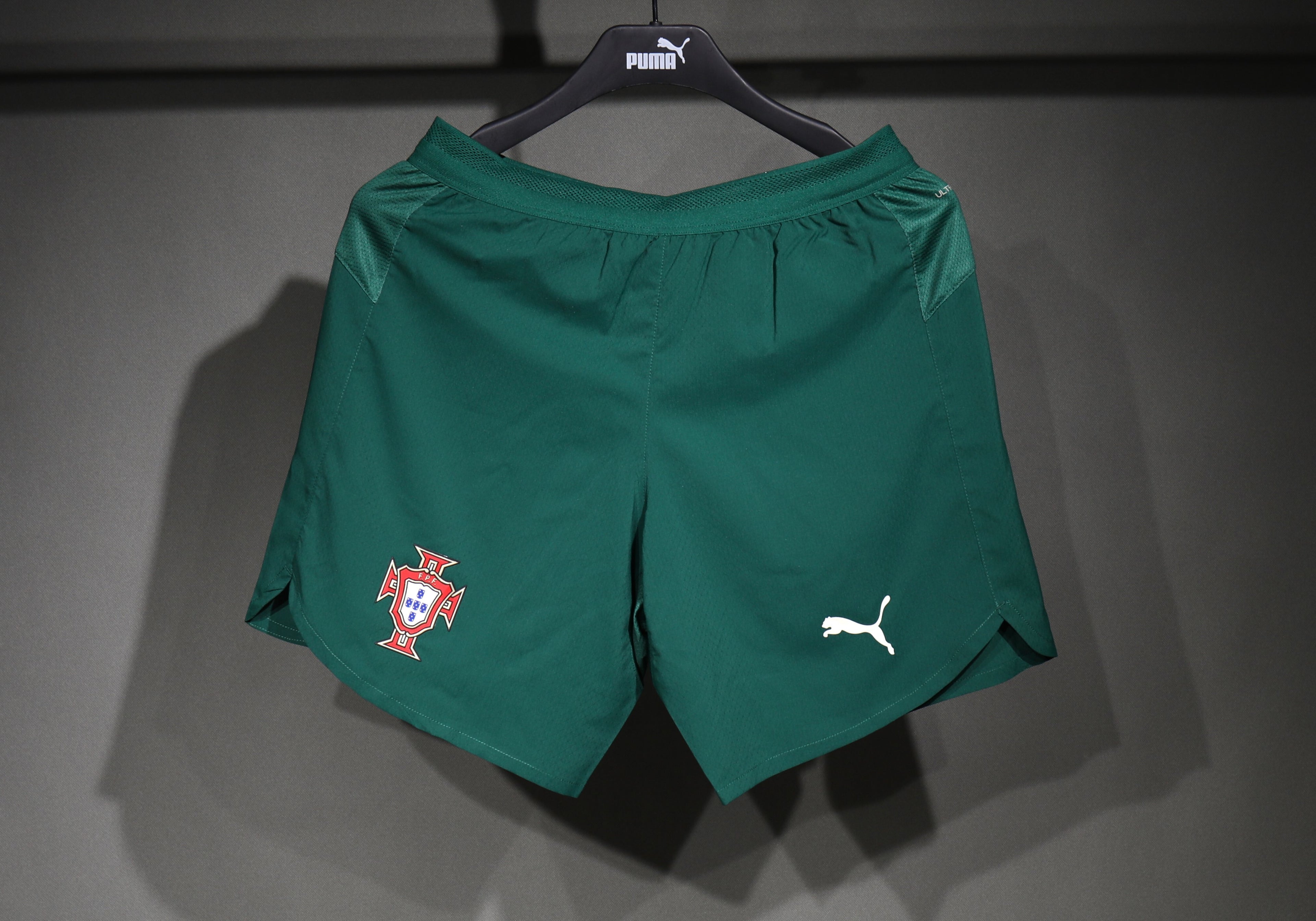 25/26 Portugal Home Shorts