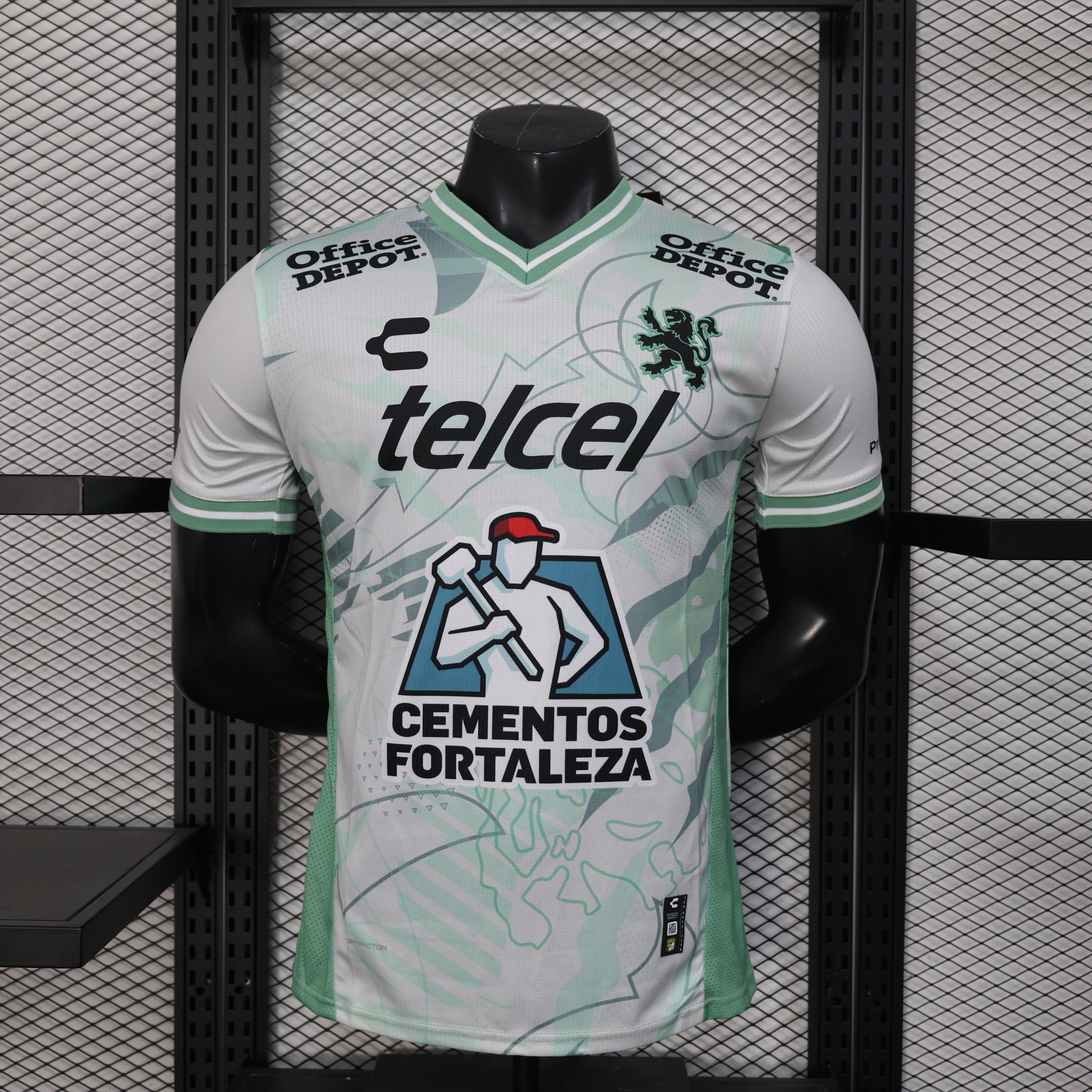 25/26 Club Leon Home Jersey