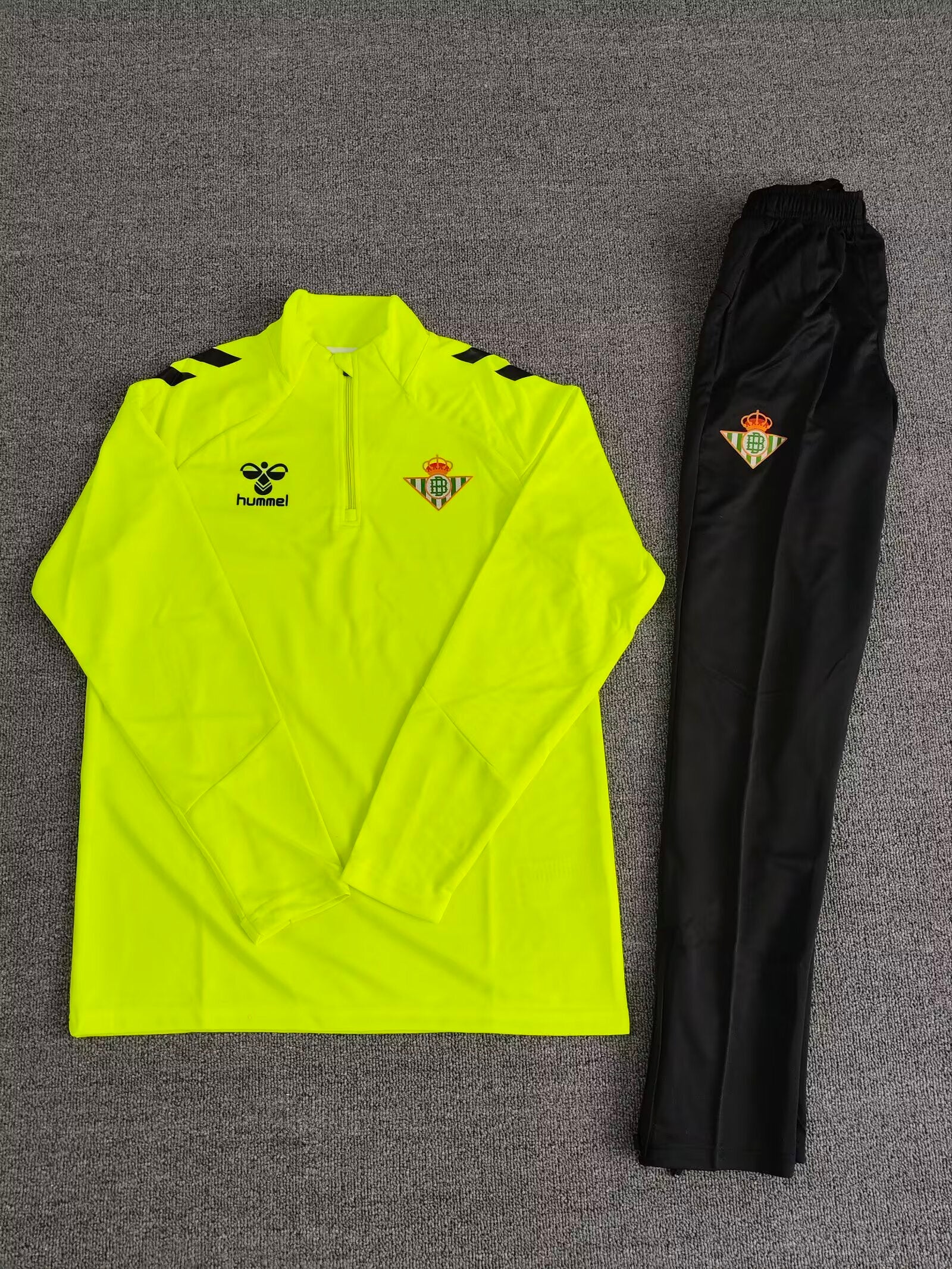 Real Betis Winter Tracksuit - Quarter Zip