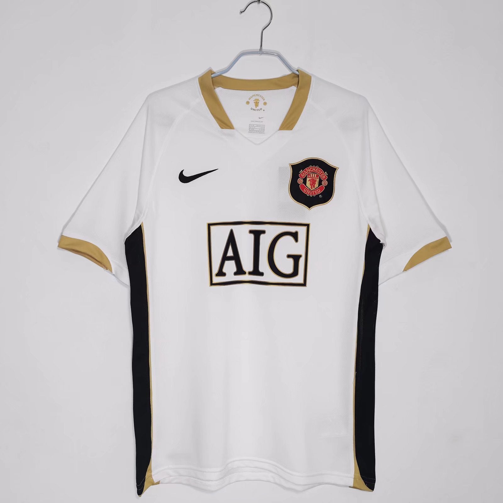 06/07 Manchester United Away Retro Jersey