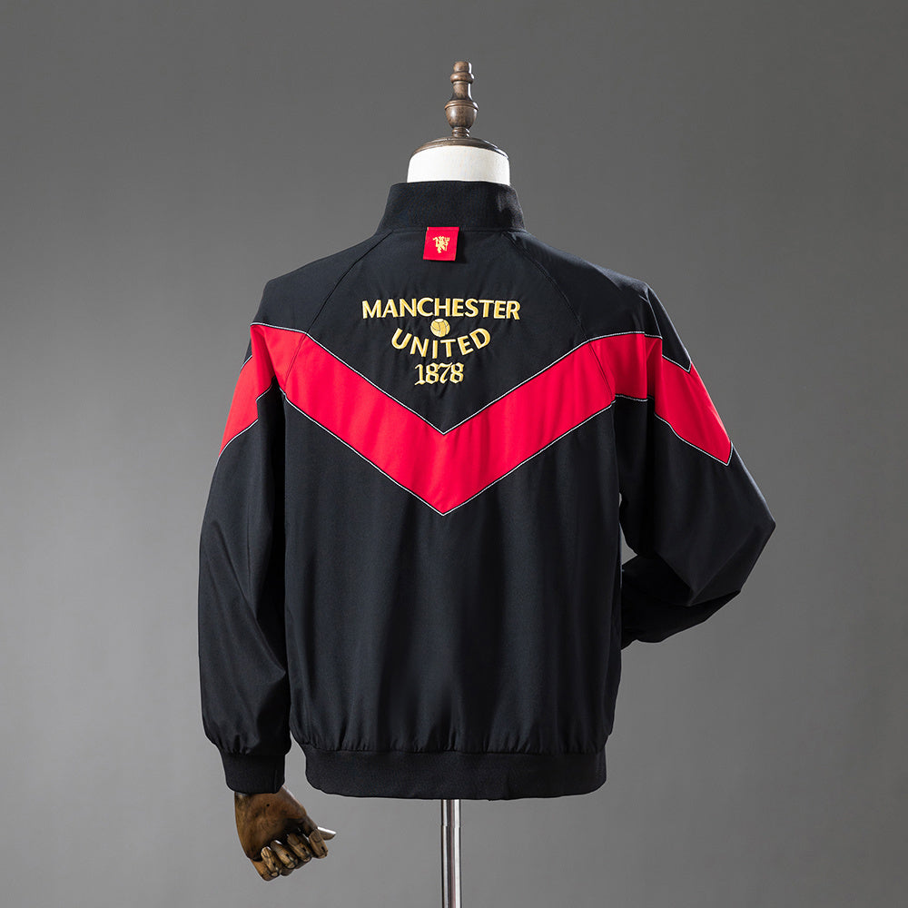 06/07 Manchester United Windbreaker
