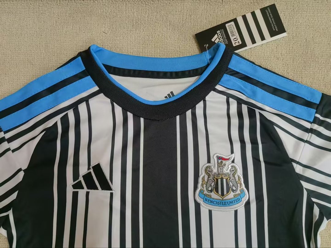 26/27 Newcastle Home Kids Jersey