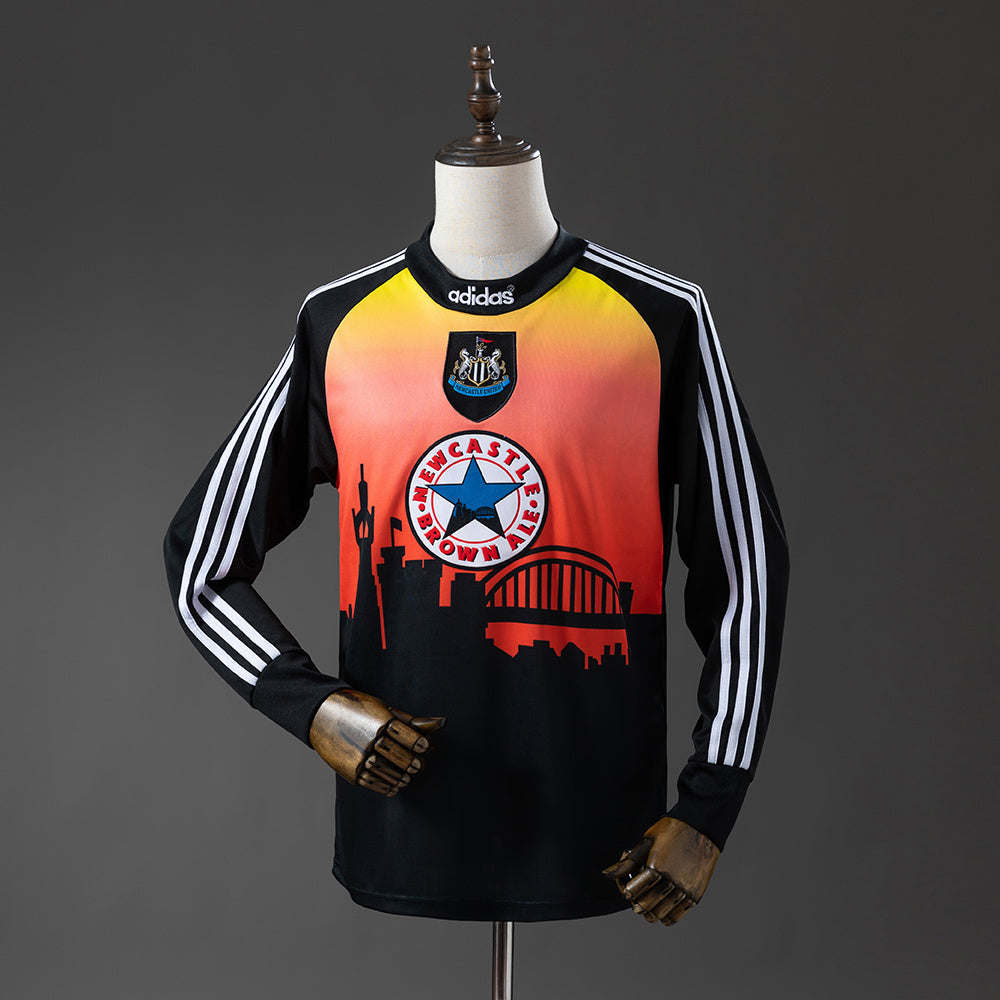 95/96 Newcastle Long Sleeve Retro Goalkeeper Jersey