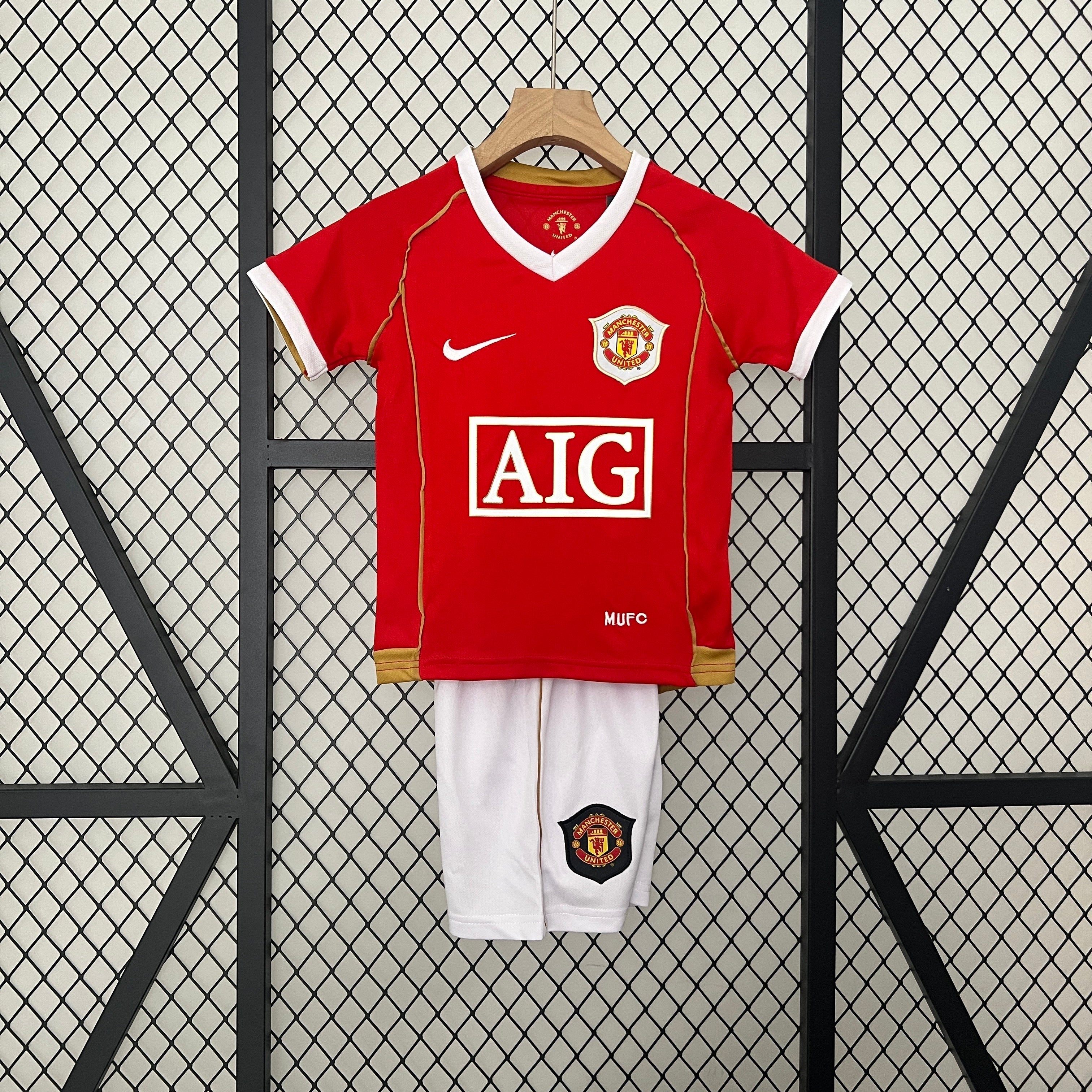 06/07 Manchester United Home Retro Kids Jersey