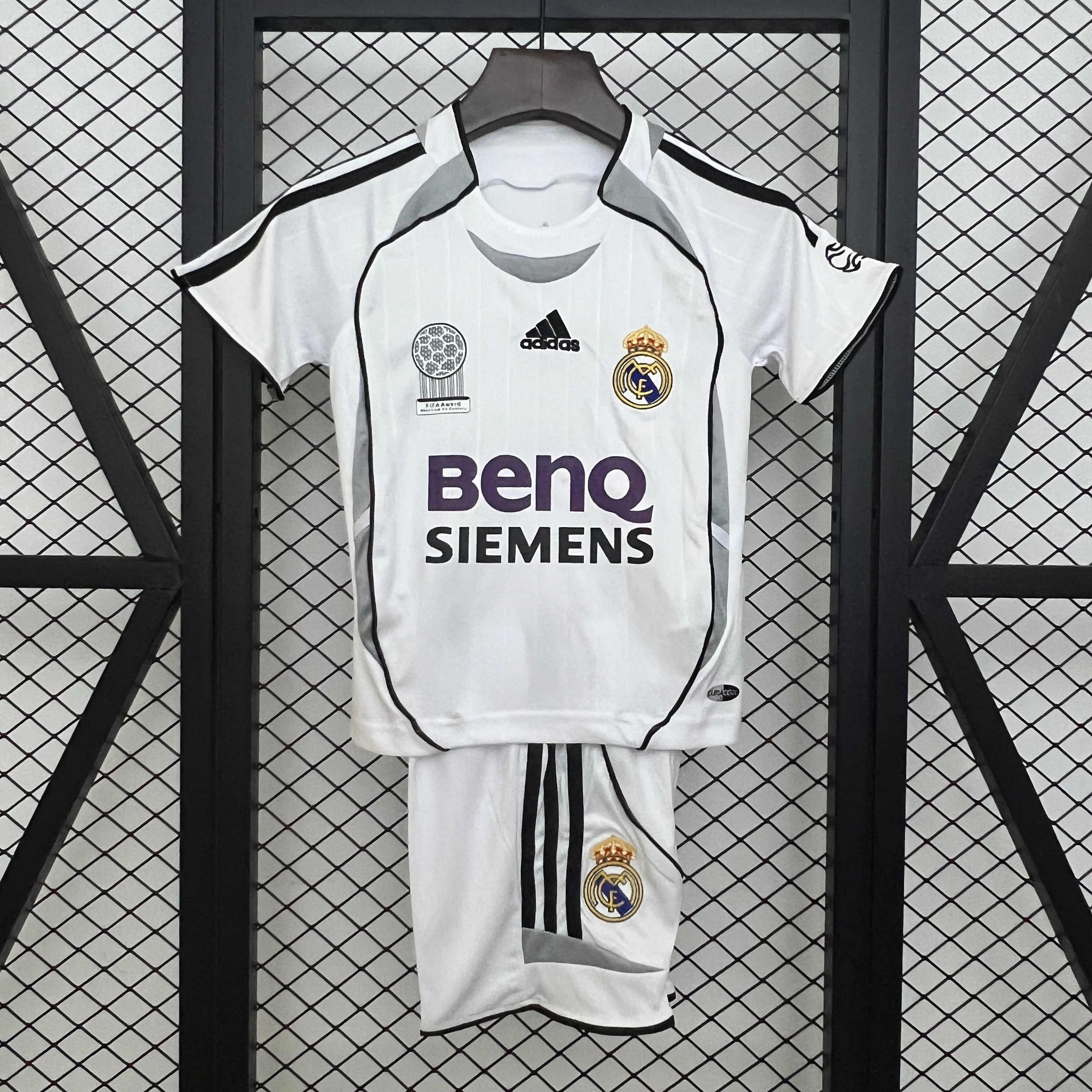 06/07 Real Madrid Home Kids Jersey
