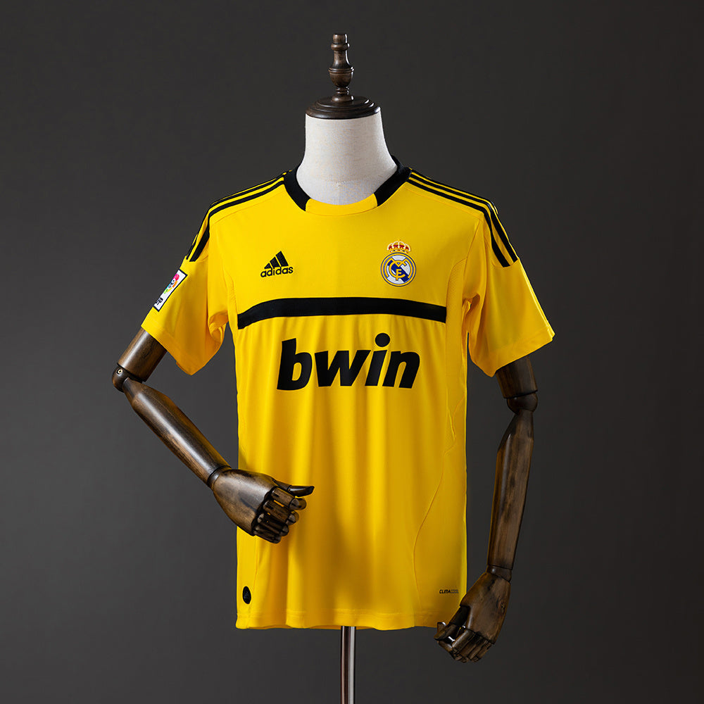 11/12 Real Madrid Retro Goalkeeper Jersey