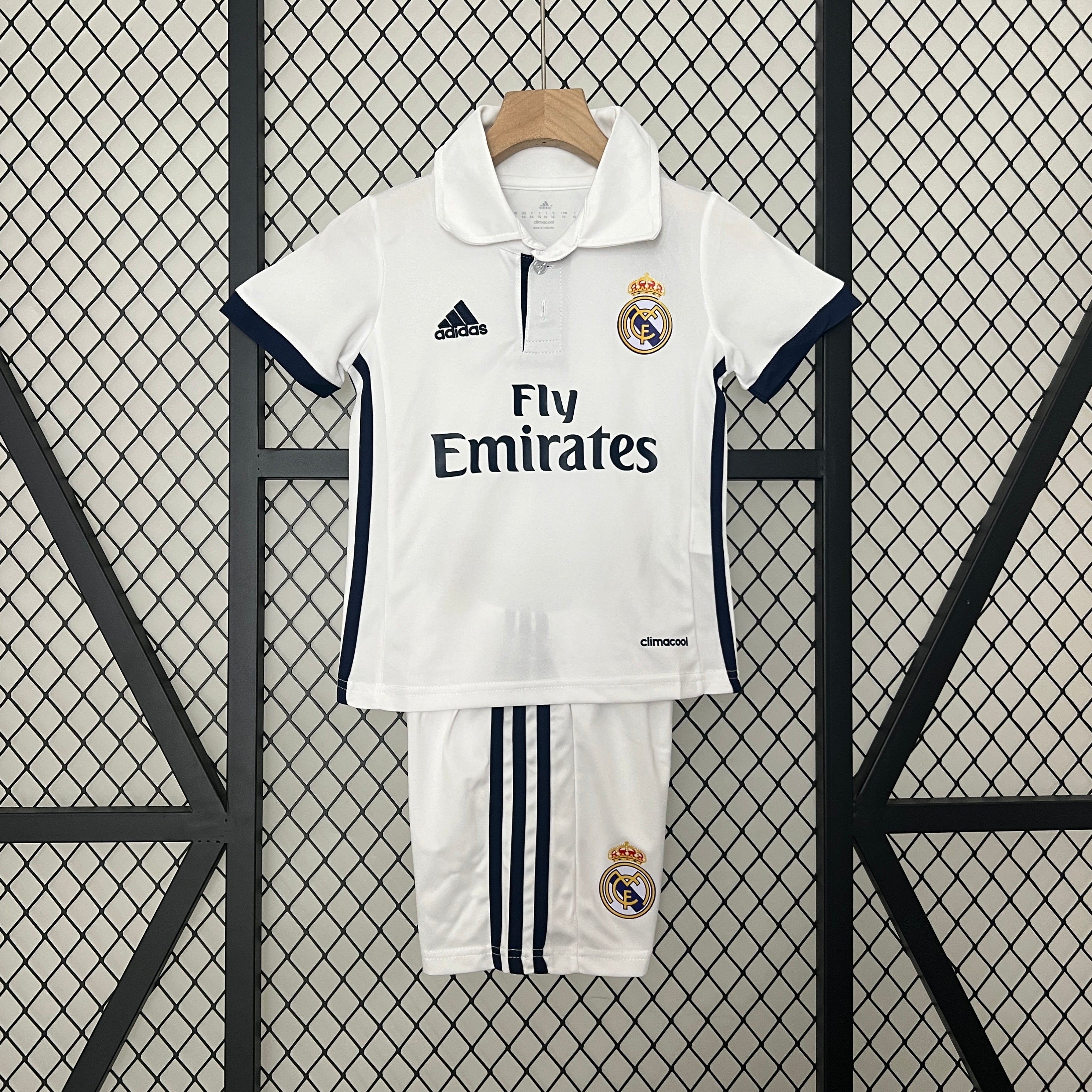 16/17 Real Madrid Home Retro Kids Jersey