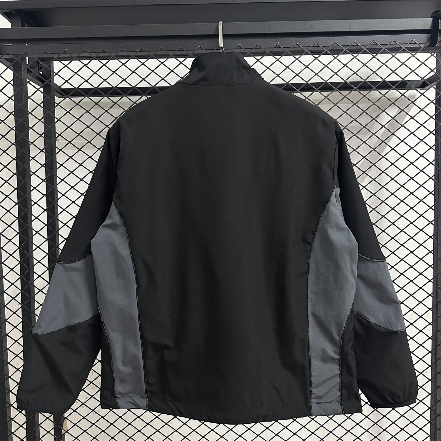 Dortmund Windbreaker