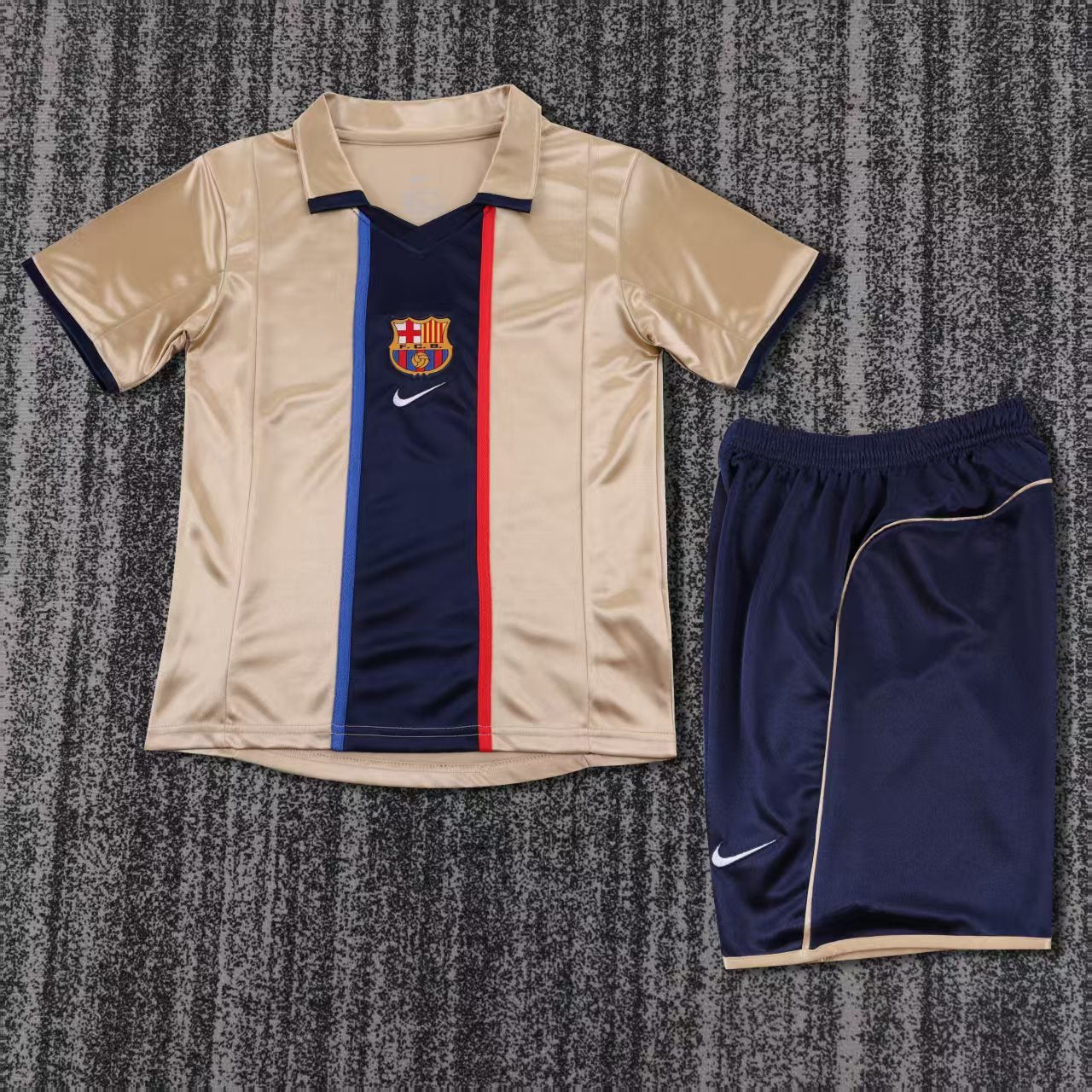 01/02 Barcelona Away Kids Retro Jersey