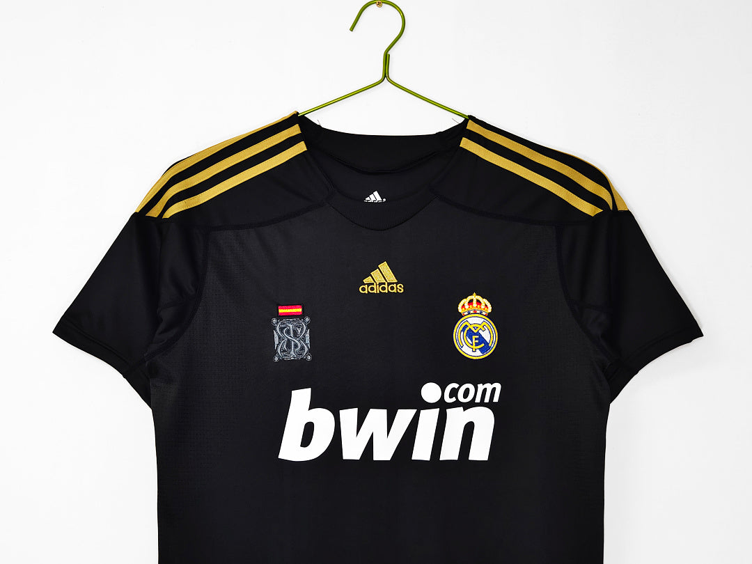 09/10 Real Madrid Away Retro Jersey