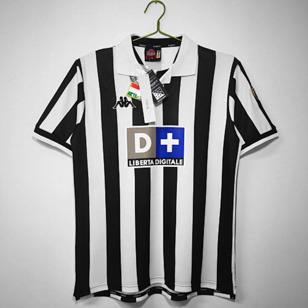 98/99 Juventus Home Retro Jersey