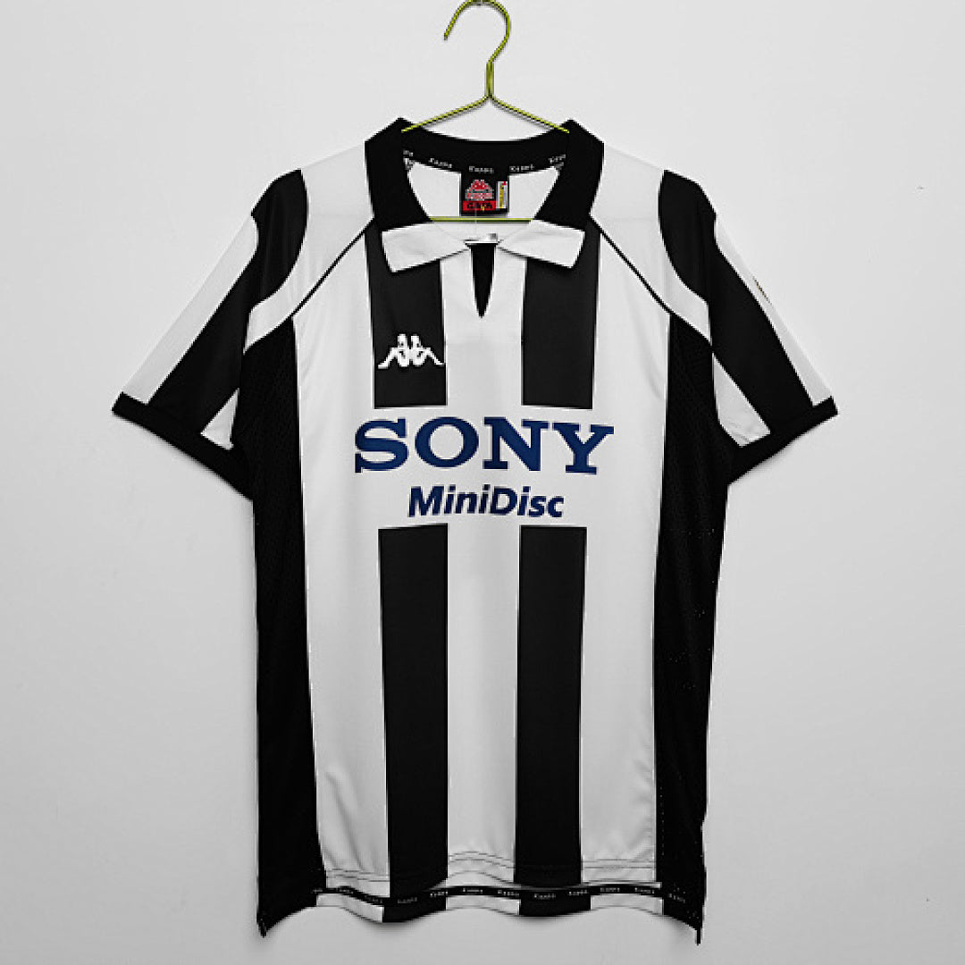 97/98 Juventus Home Retro Jersey
