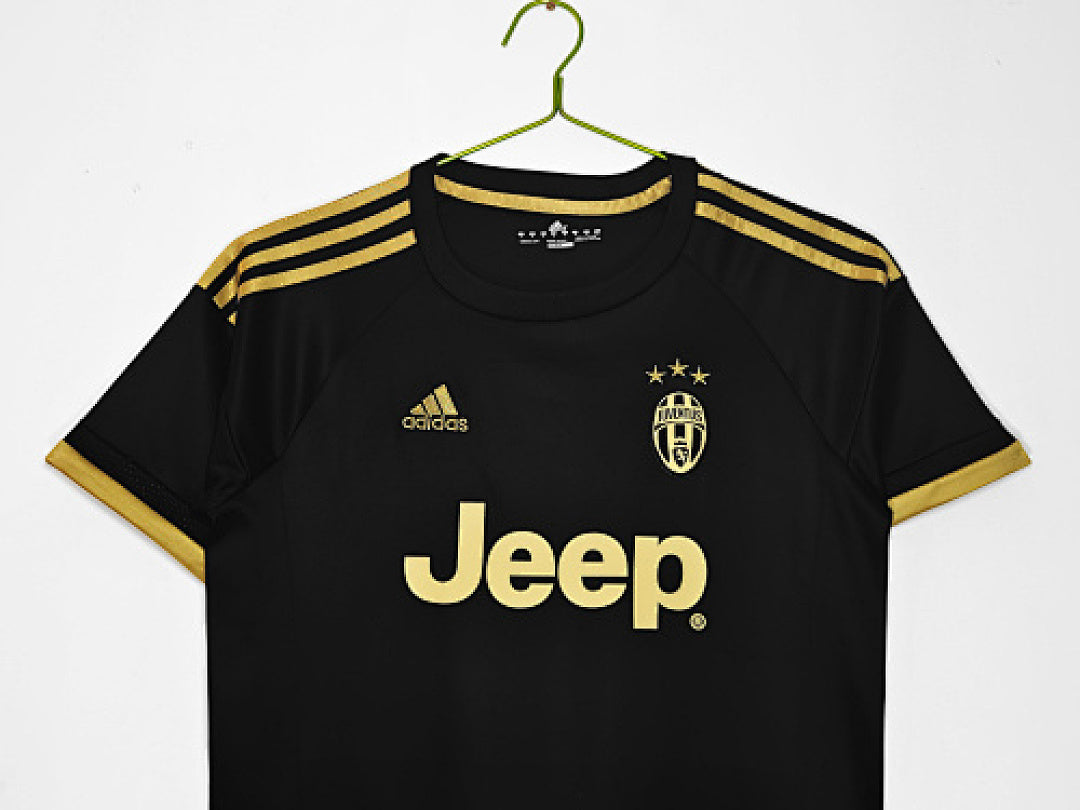 15/16 Juventus Third Retro Jersey