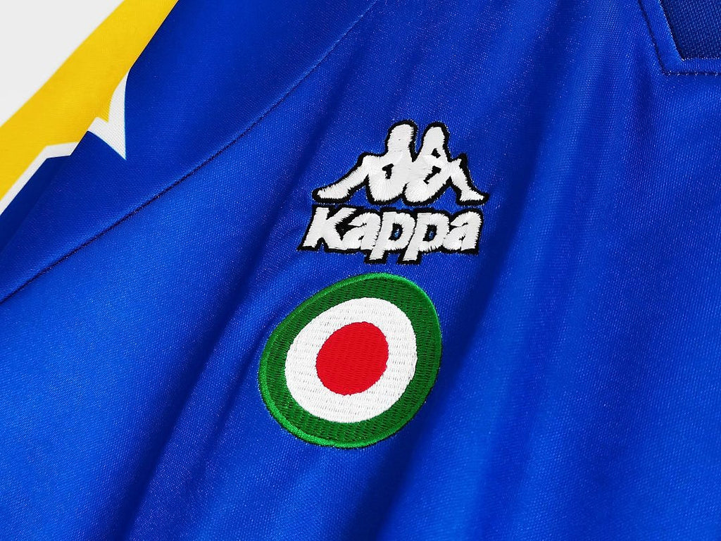 95/96 Juventus Away Retro Jersey
